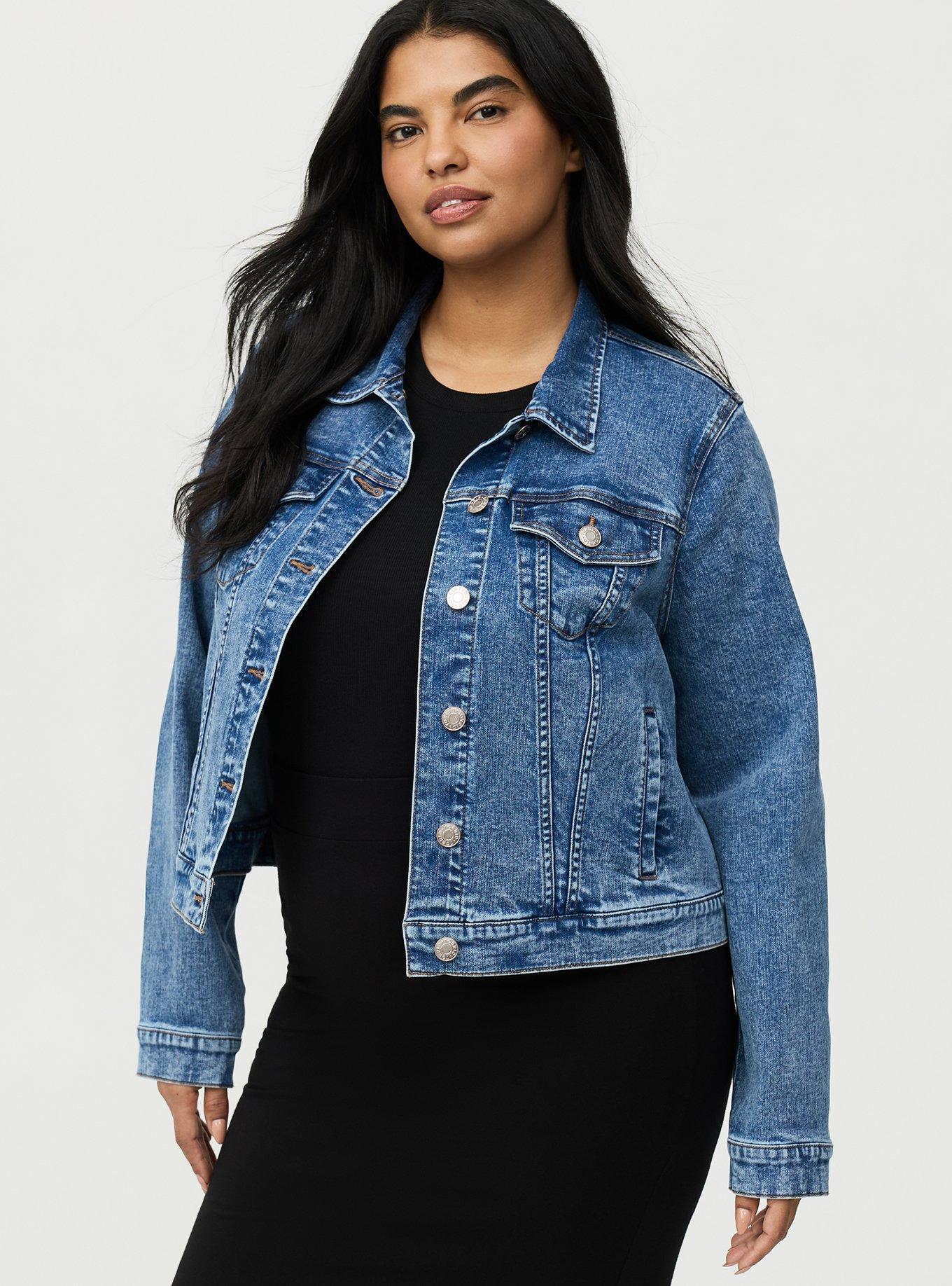 Plus Size Modern Denim Trucker Jacket, TIMELESS ELIXIR, hi-res
