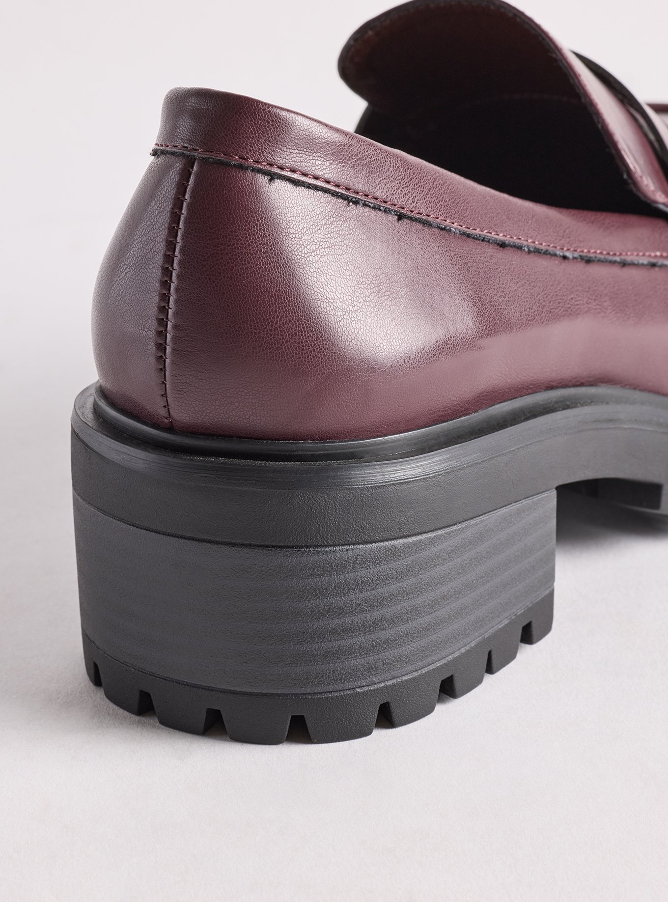 Heeled Lug Loafer (WW), WINE, alternate