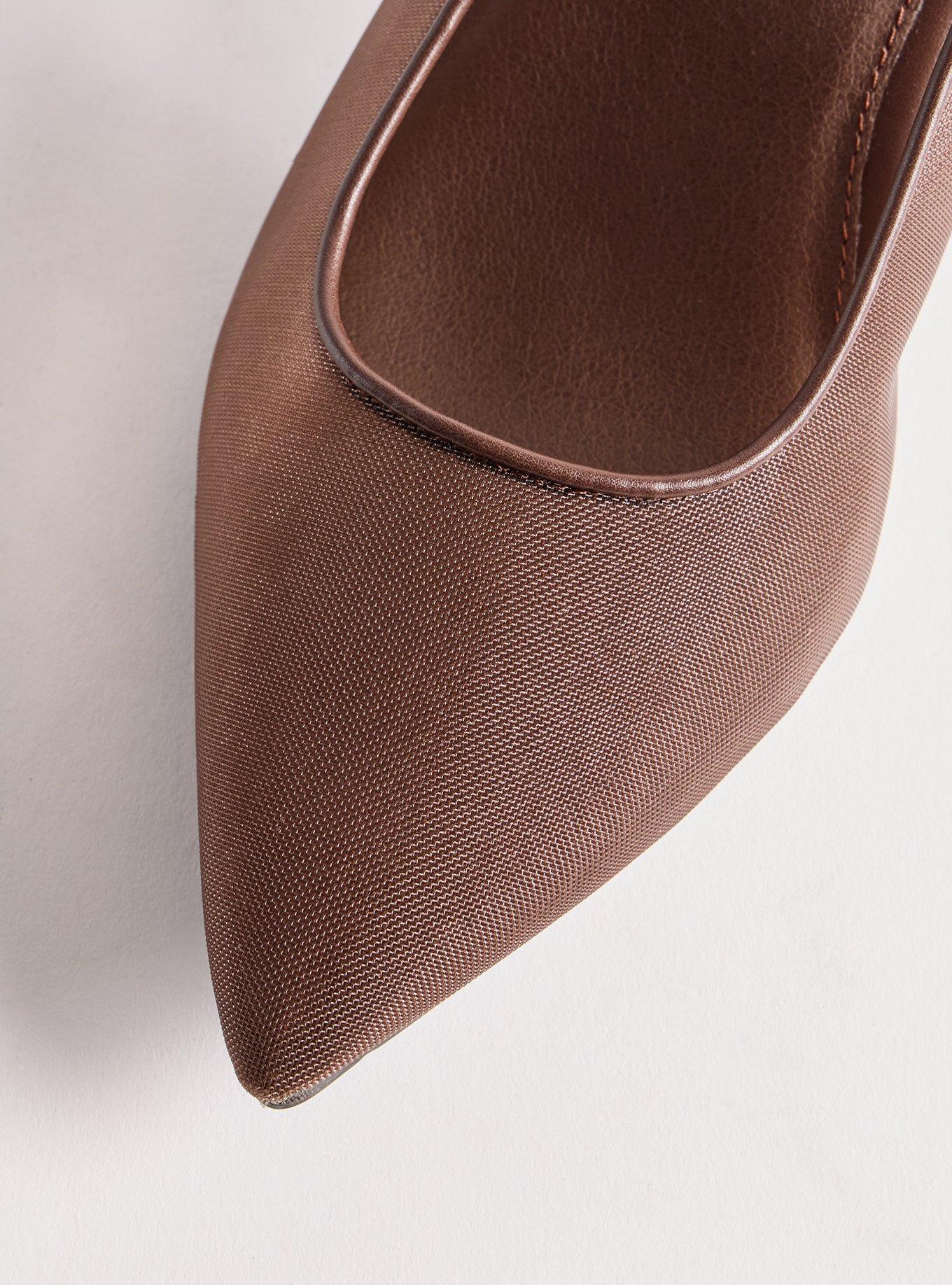 Slingback Kitten Heel (WW)