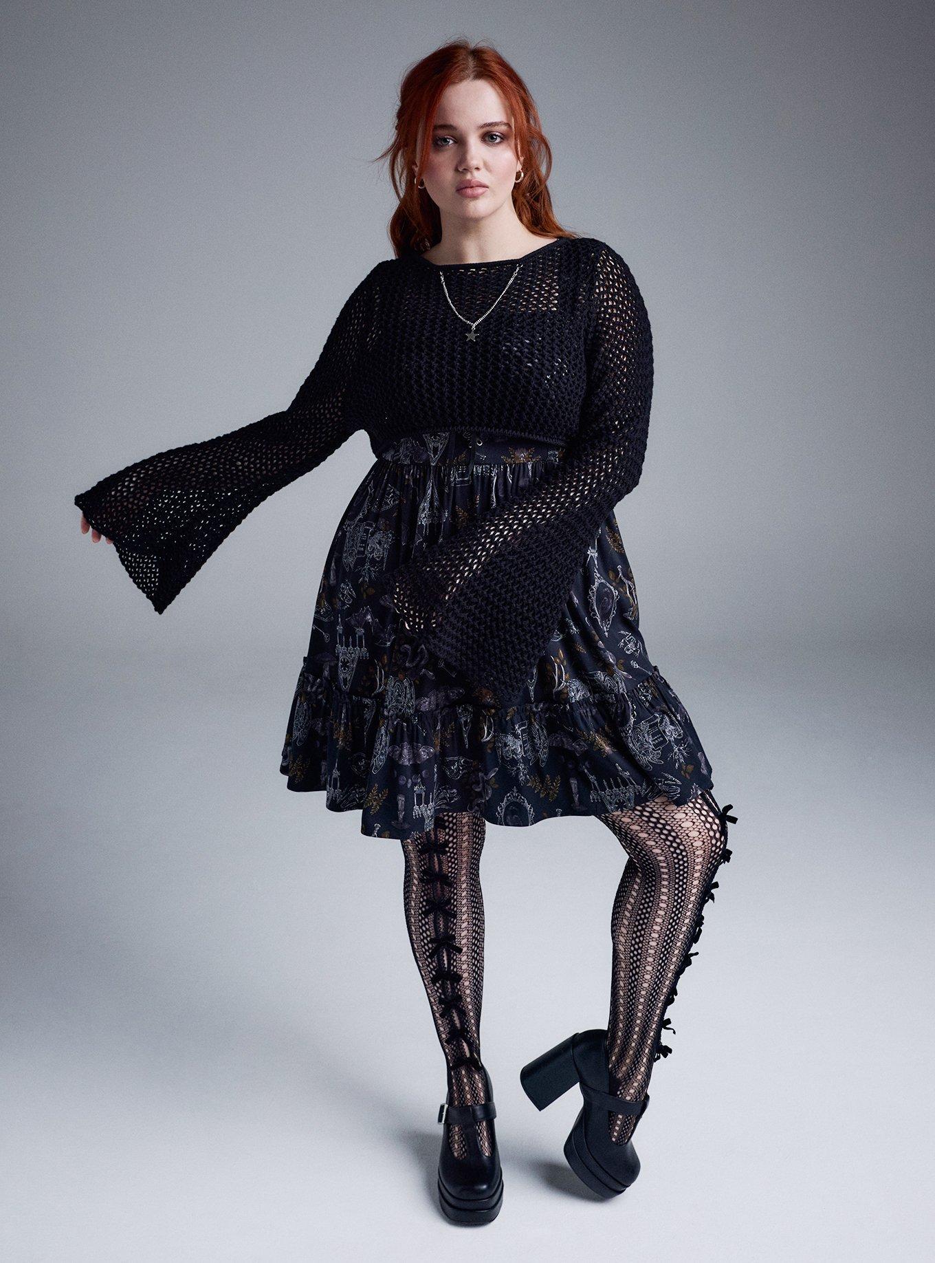 Nightfall Chain Bell Sleeve Crop Sweater, DEEP BLACK, alternate