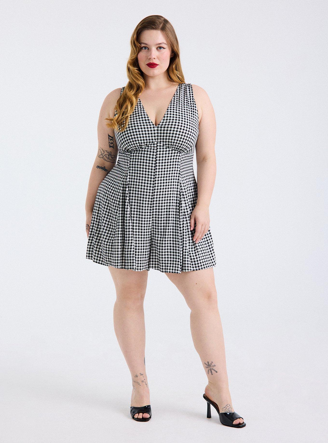 Retro Chic V-Neck Romper, SOPHIE GINGHAM BLACK, hi-res