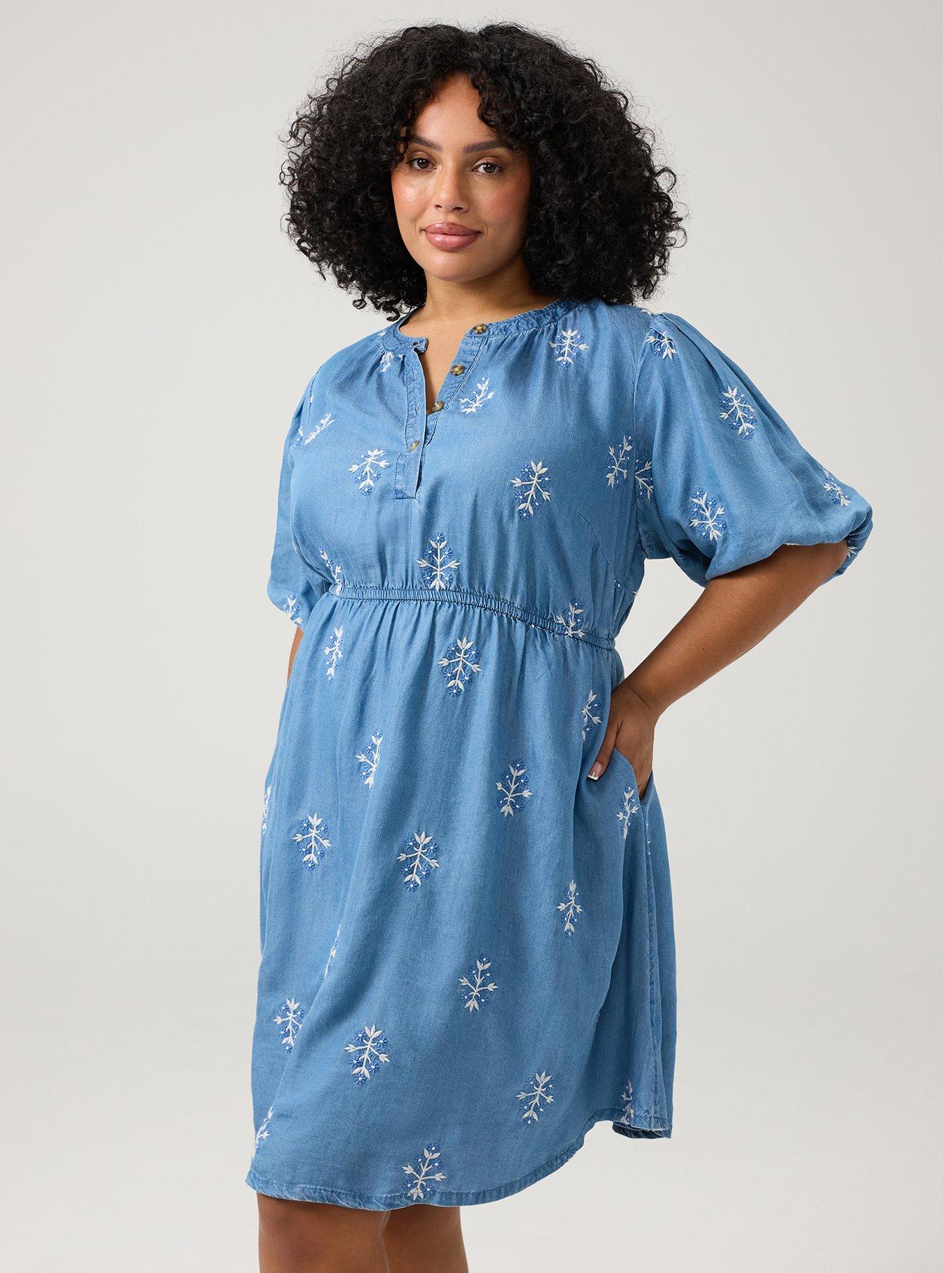 Plus Size - Belle Isle Embroidered Chambray Mini Dress - Torrid