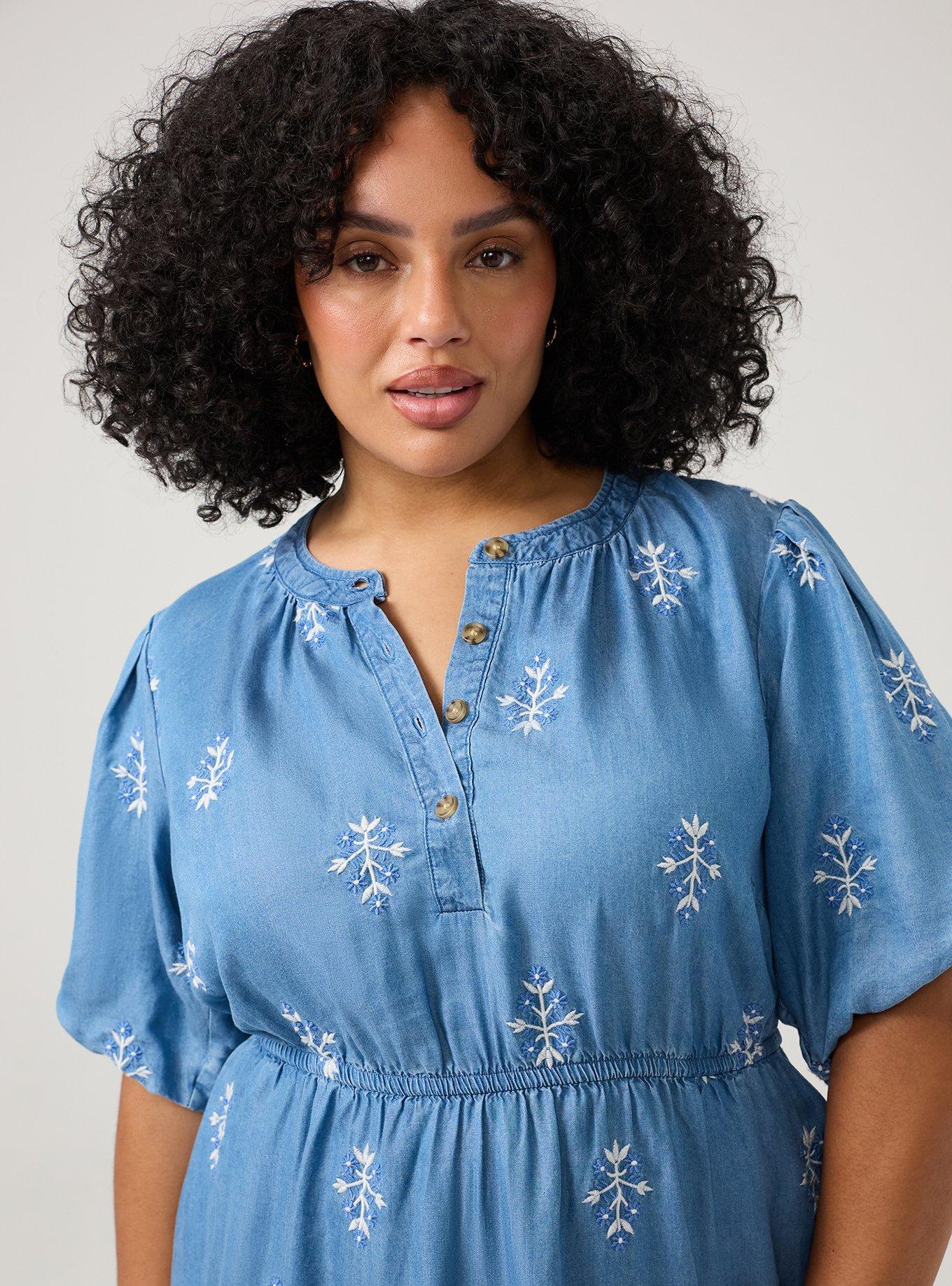 Plus Size - Belle Isle Embroidered Chambray Mini Dress - Torrid