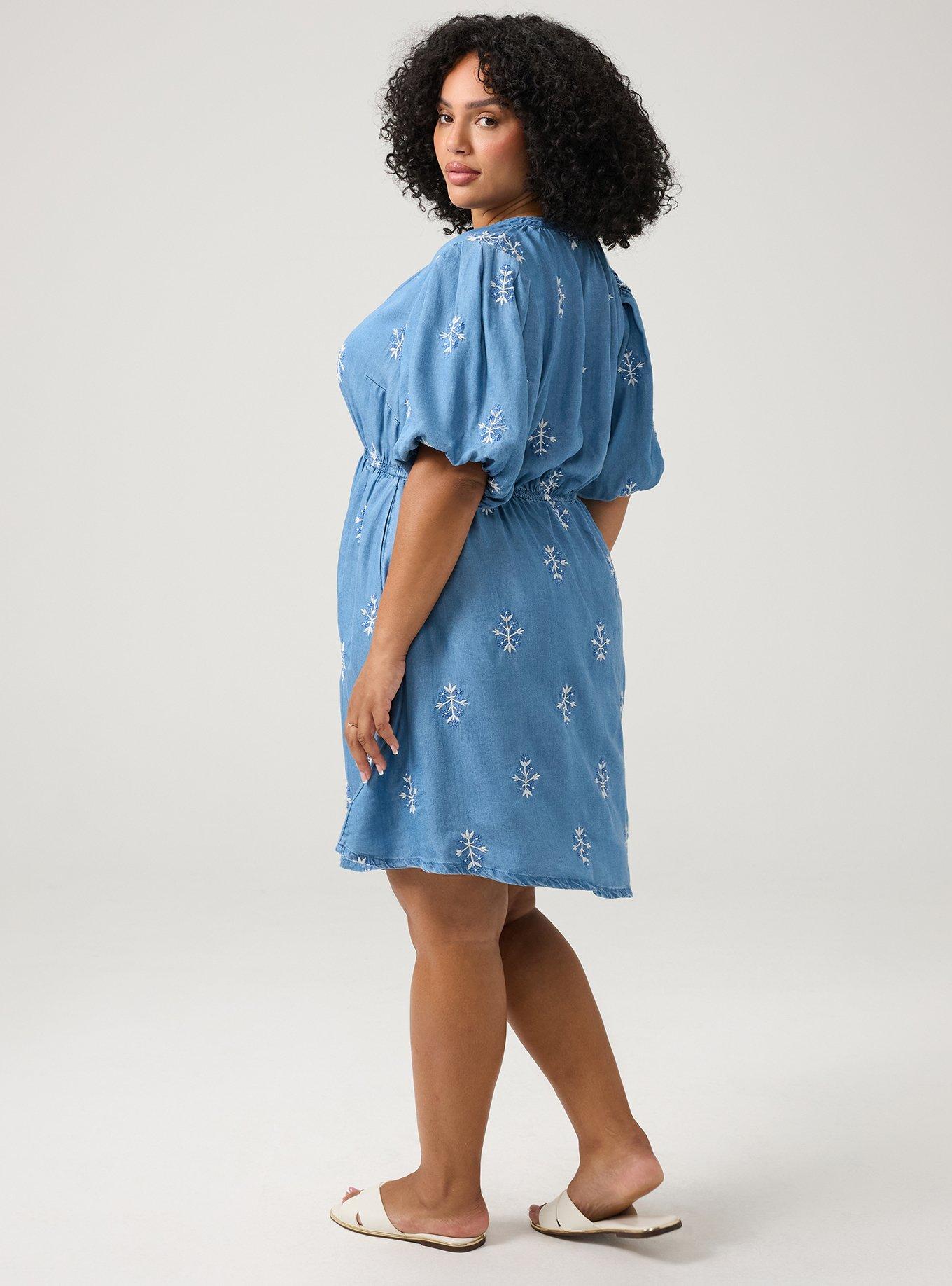 Plus Size - Belle Isle Embroidered Chambray Mini Dress - Torrid