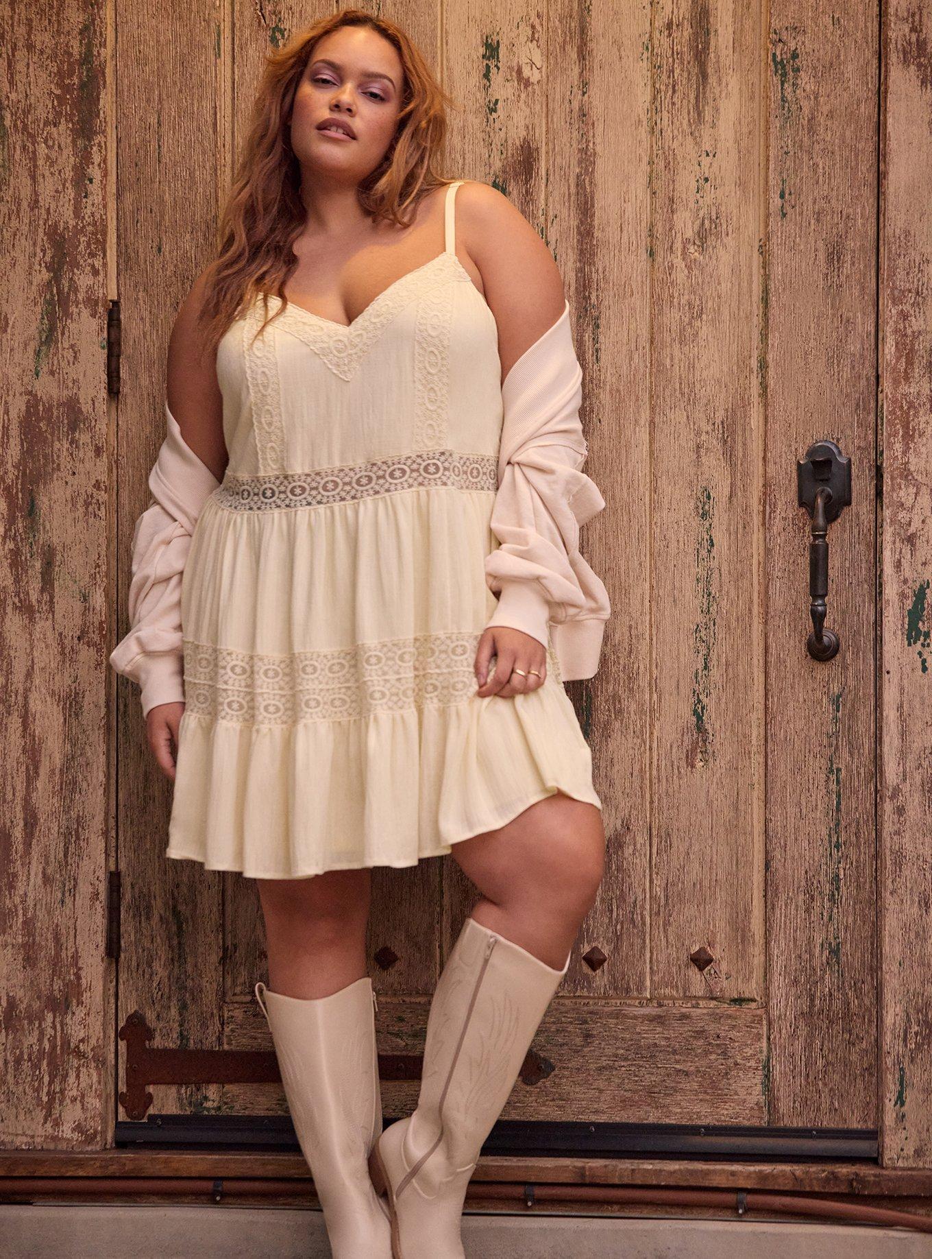 Plus Size Festi Lace Trim Tiered Mini Dress, WHITE SWAN, hi-res