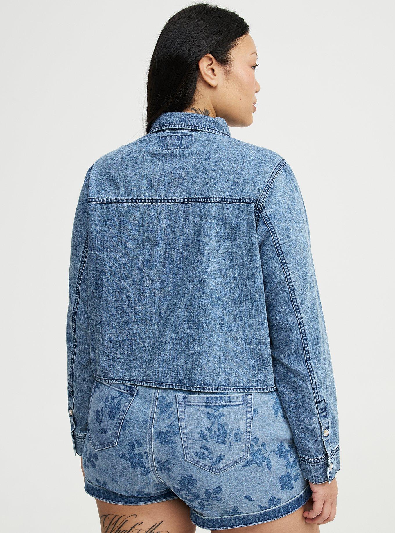 Cropped Denim Shirt, LIGHT WASH, alternate