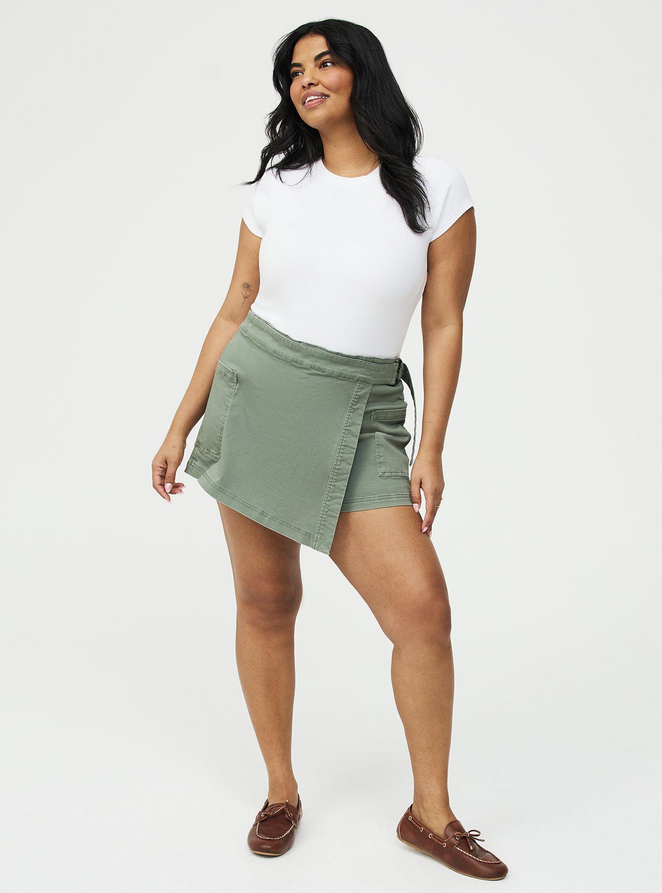 Utility High-Rise Skort, AGAVE GREEN, hi-res