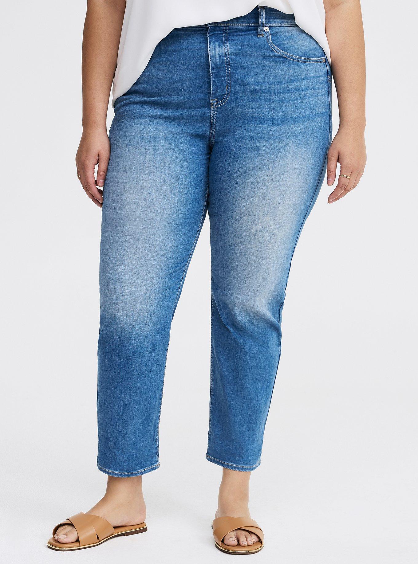 Crop Perfect High-Rise Boyfriend Jean, BLUE 22, alternate