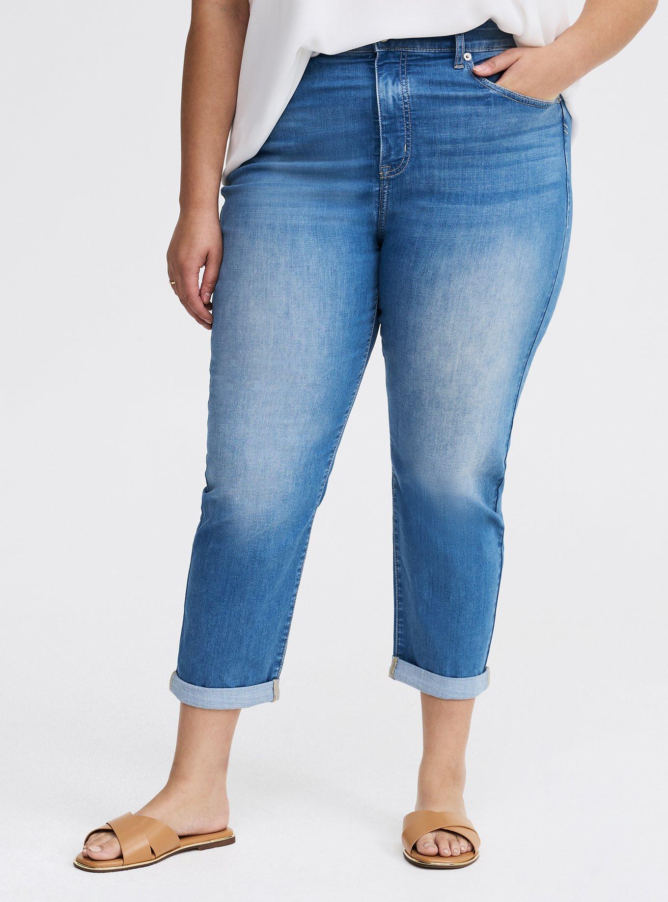 Crop Perfect High-Rise Boyfriend Jean, BLUE 22, alternate