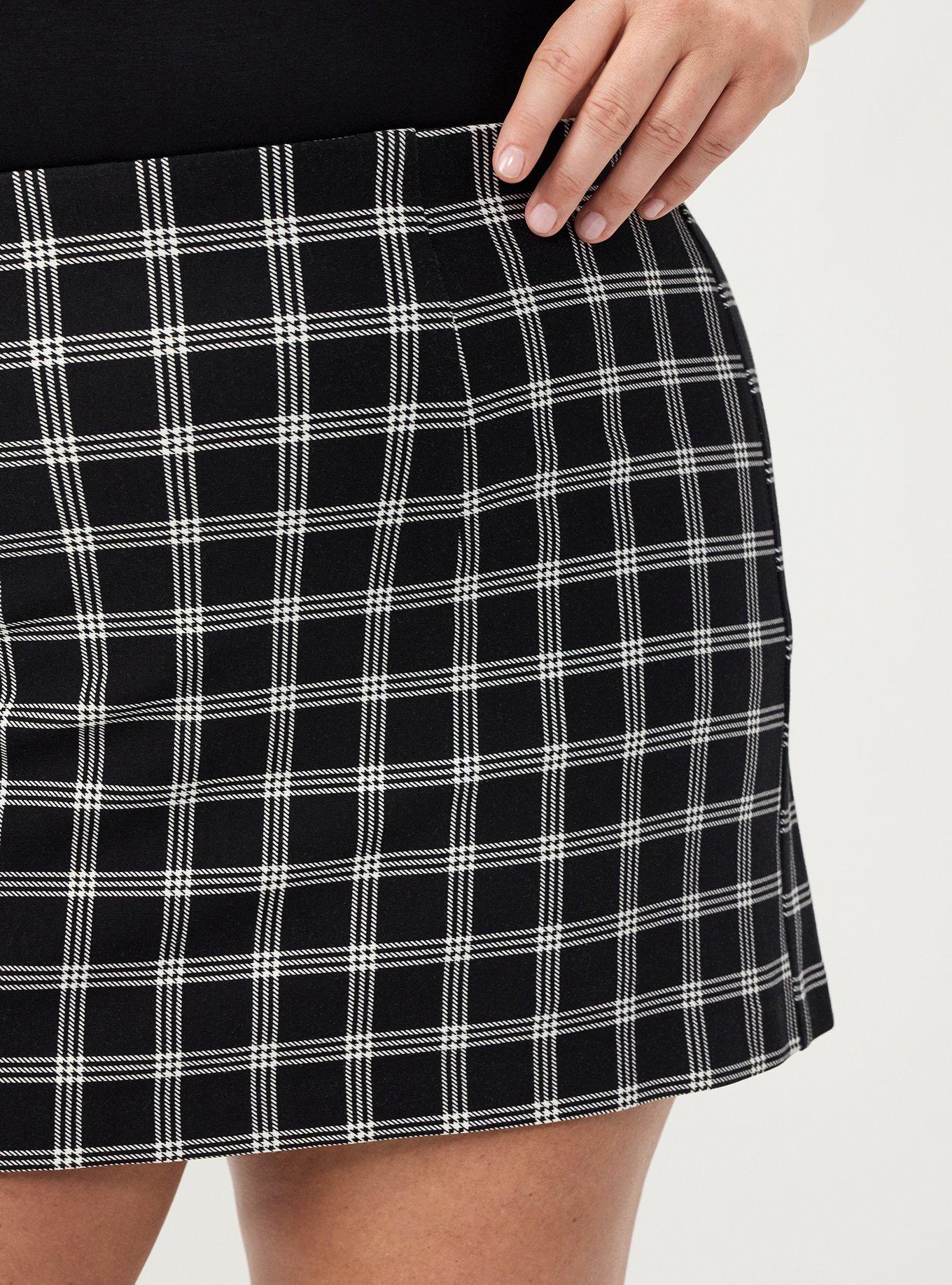 Pull-On Ponte Skort, ISLA PLAID DEEP BLACK, alternate