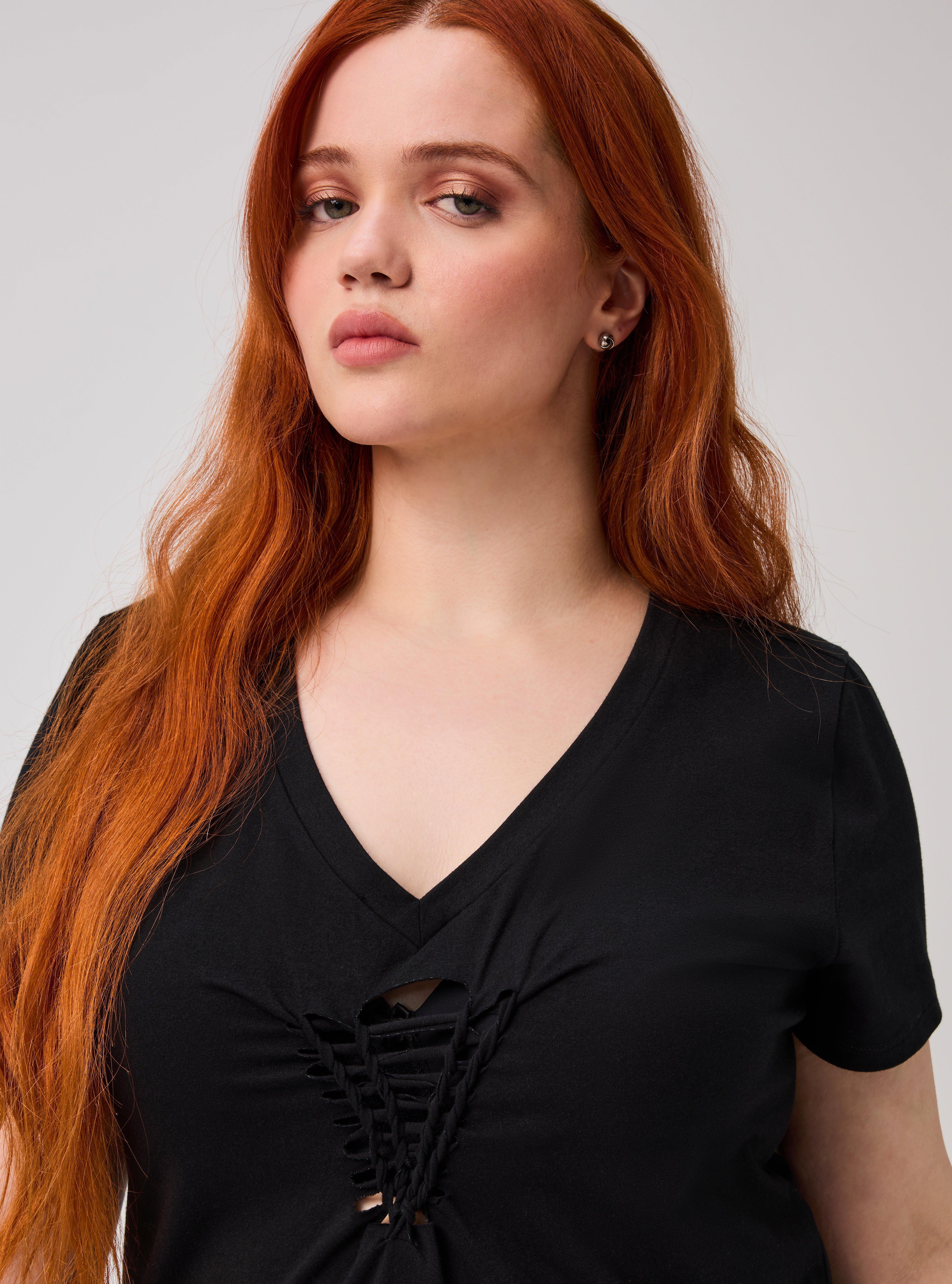 Nightfall Braided V-Neck Tee, DEEP BLACK, alternate