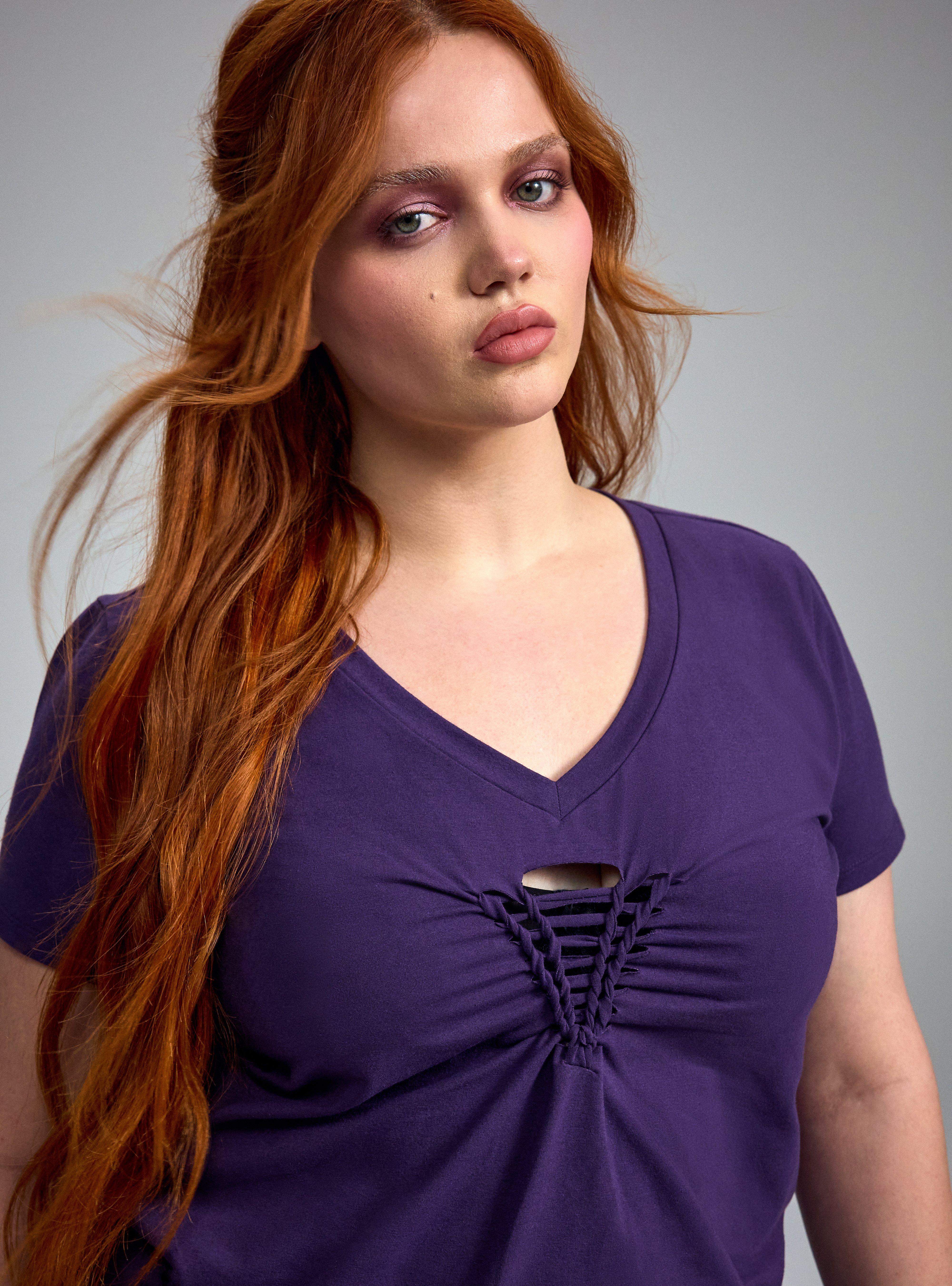 Nightfall Braided V-Neck Tee, GOTHIC GRAPE, alternate