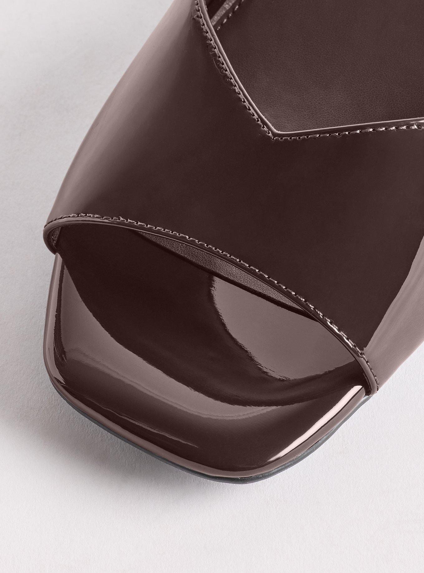 Kitten Heel Mule (WW), BROWN PATENT, alternate