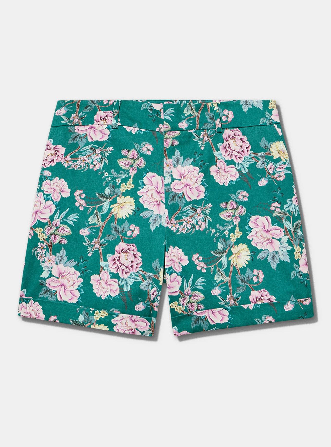 Studio Luxe Trouser Short, BRANCH GARDEN FLORAL GREEN, flat