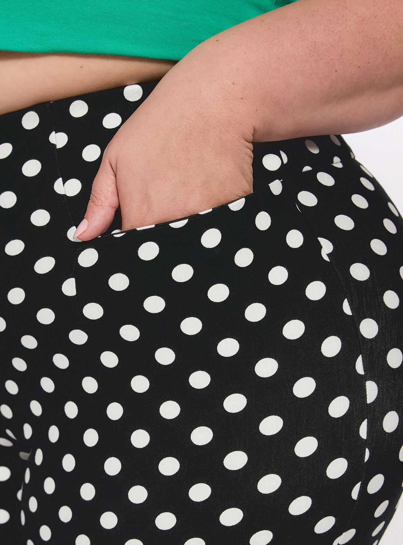 Retro Chic Pull-On Capri Pant, SOPHIA DOTS BLACK, alternate