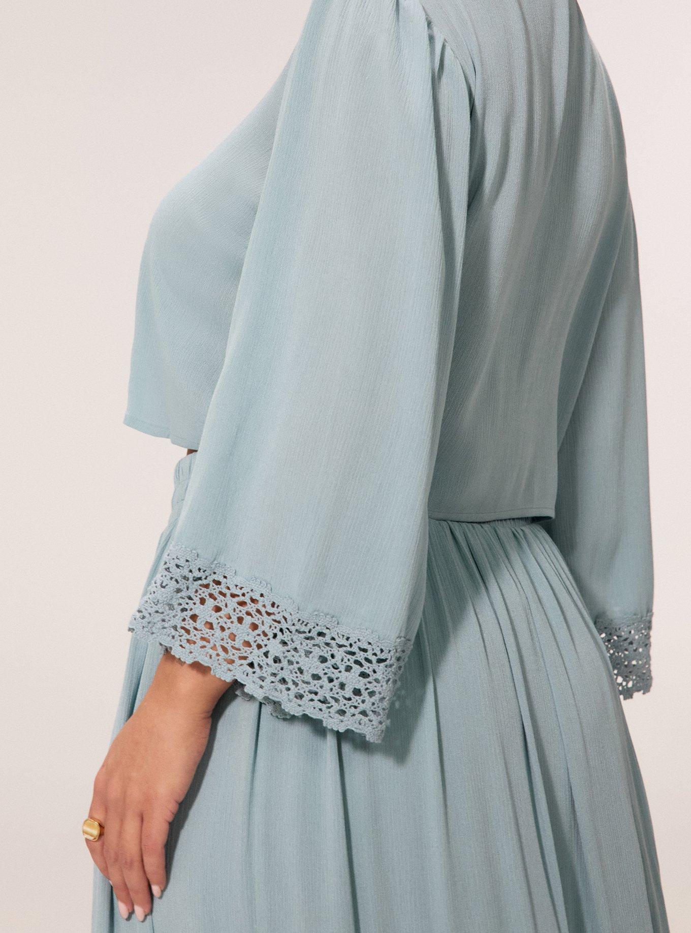 Festi V-Neck Bell Sleeve Crop Top, ARONA, alternate