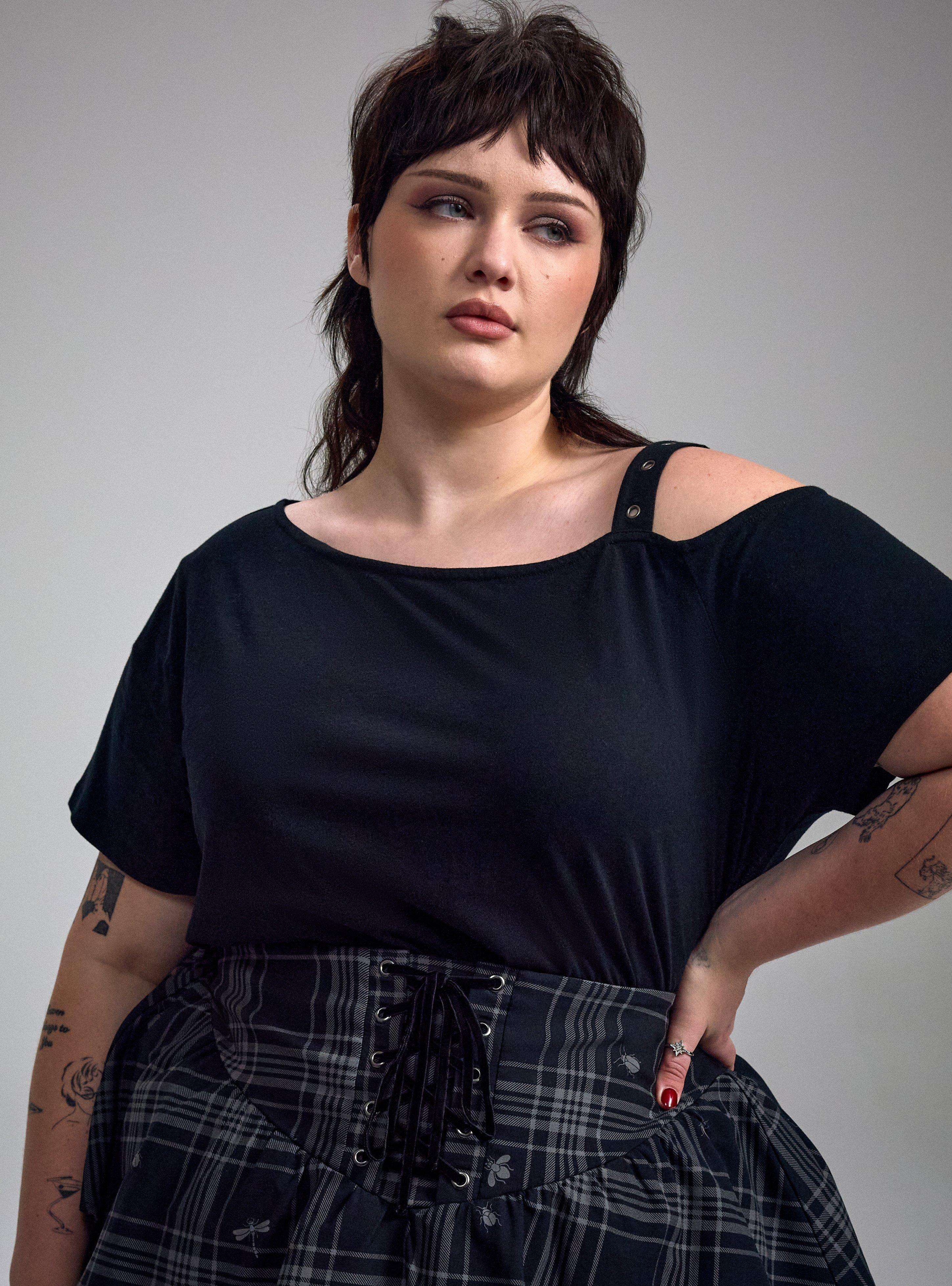 Nightfall Belt Strap Relaxed Tee, DEEP BLACK, alternate