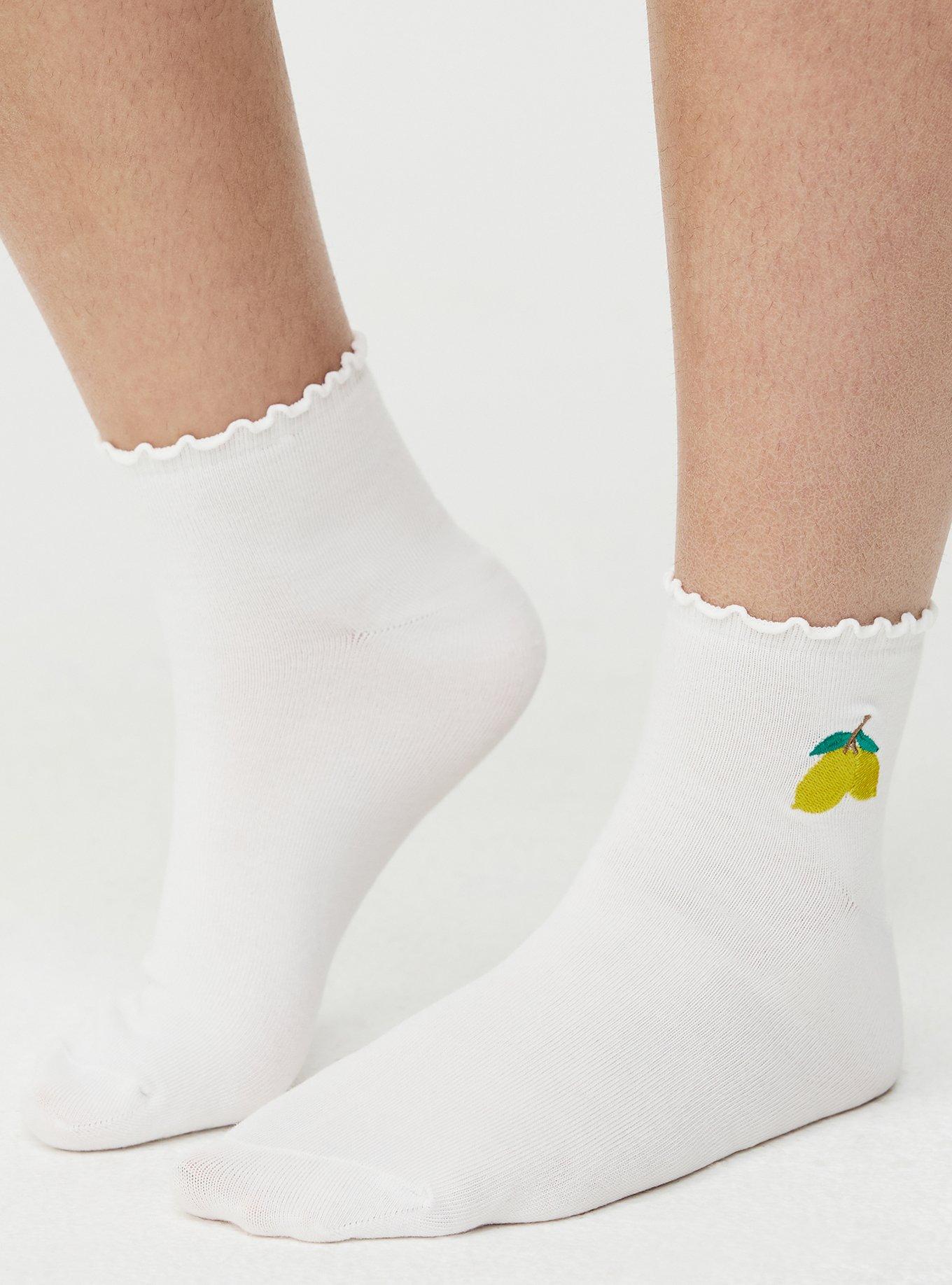 2-Pack Quarter Crew Ruffle Socks, LEMON, alternate