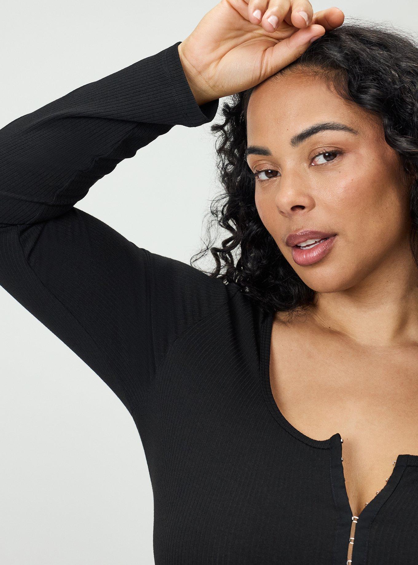 Super Soft Ribbed Hook & Eye Top, DEEP BLACK, alternate