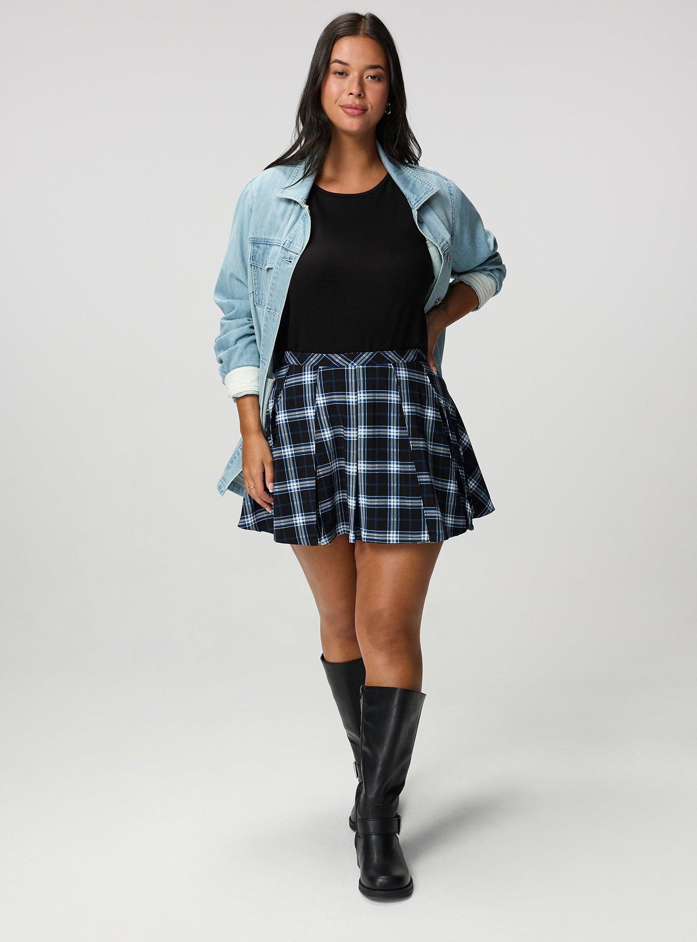 5'' Studio Crepe Box Pleat Skort, BREA PLAID BLACK, alternate
