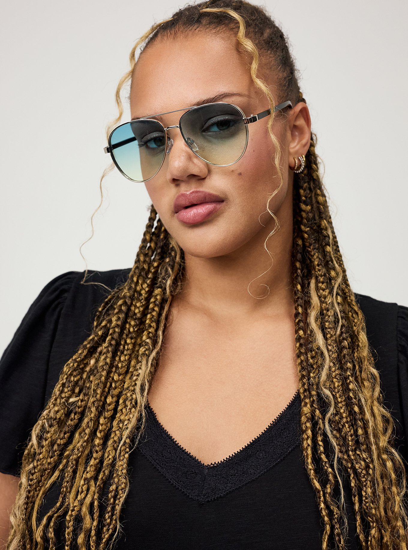 Plus Size - Aviator Ombre Lens Sunglasses - Torrid display picture 2