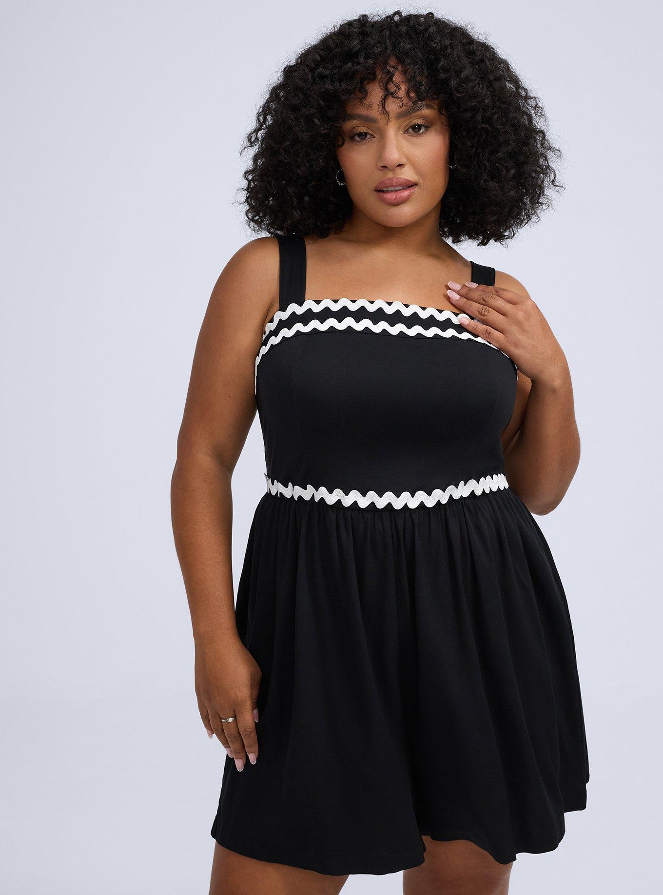 Belle Isle Smocked Romper, DEEP BLACK, hi-res