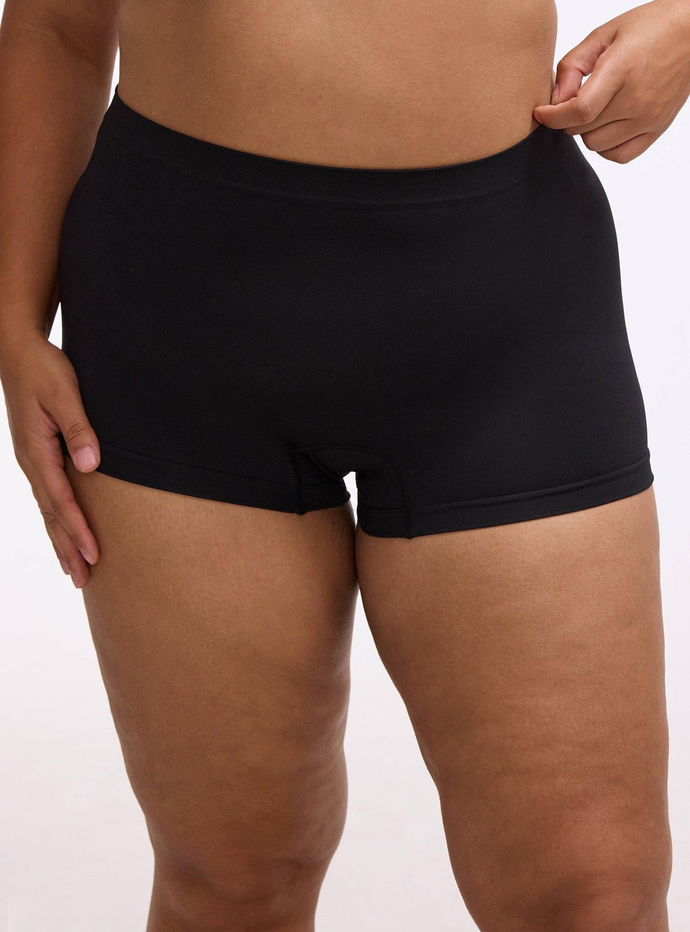 Seamless Smooth Mid-Rise Boyshort Panty, RICH BLACK, hi-res