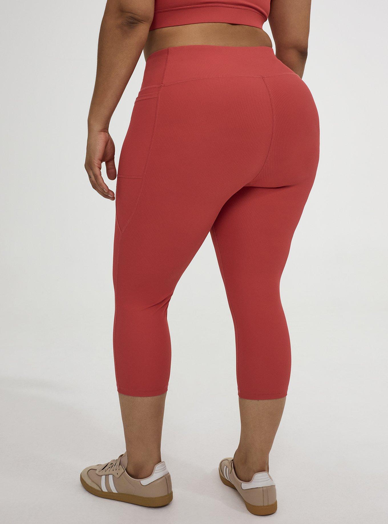 TRU Performance Rib Capri Legging, HOLLY BERRY, alternate