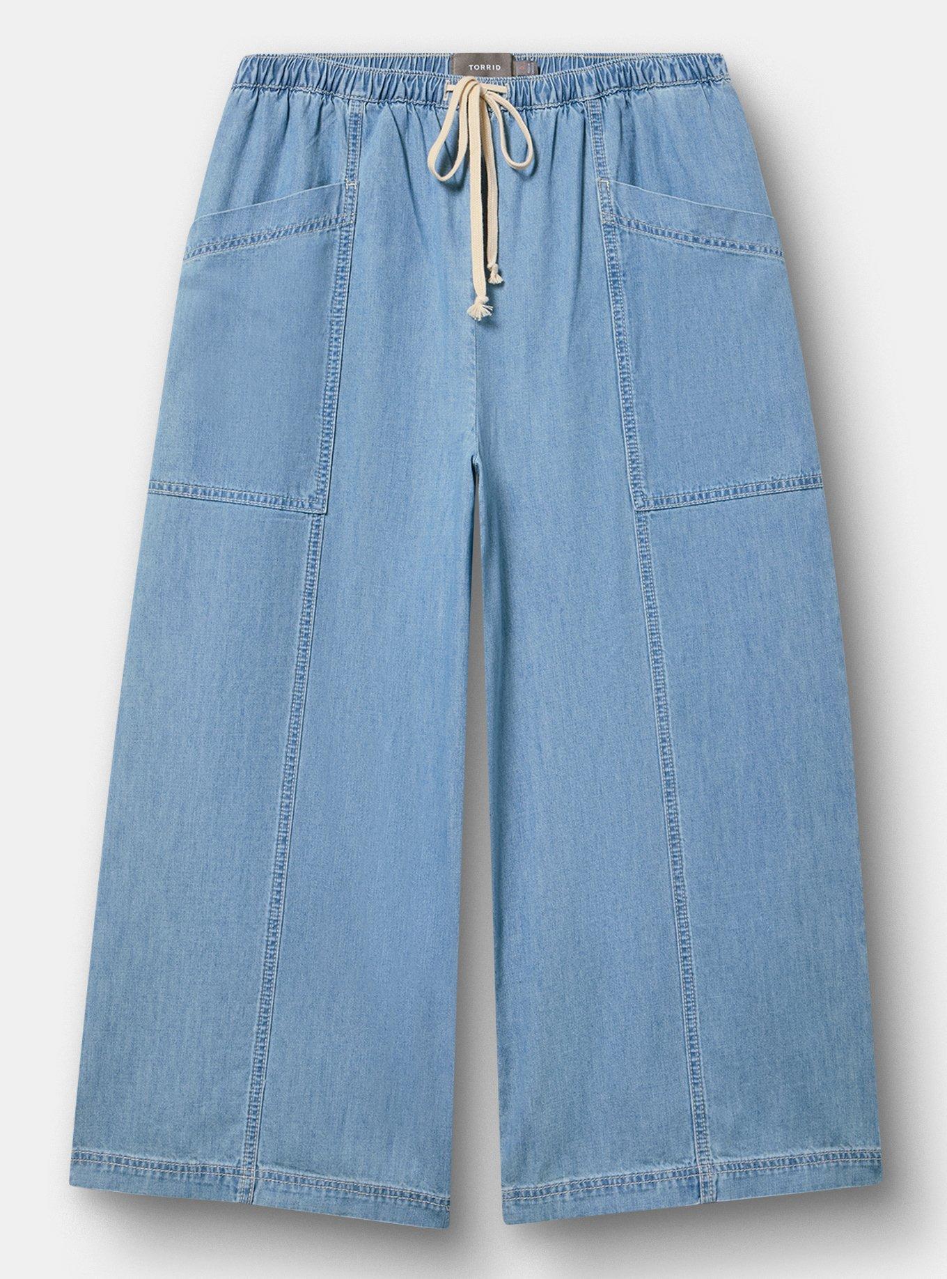 Plus Size Crop High-Rise Pull-On Lightweight Jean, LIGHT WASH, flat