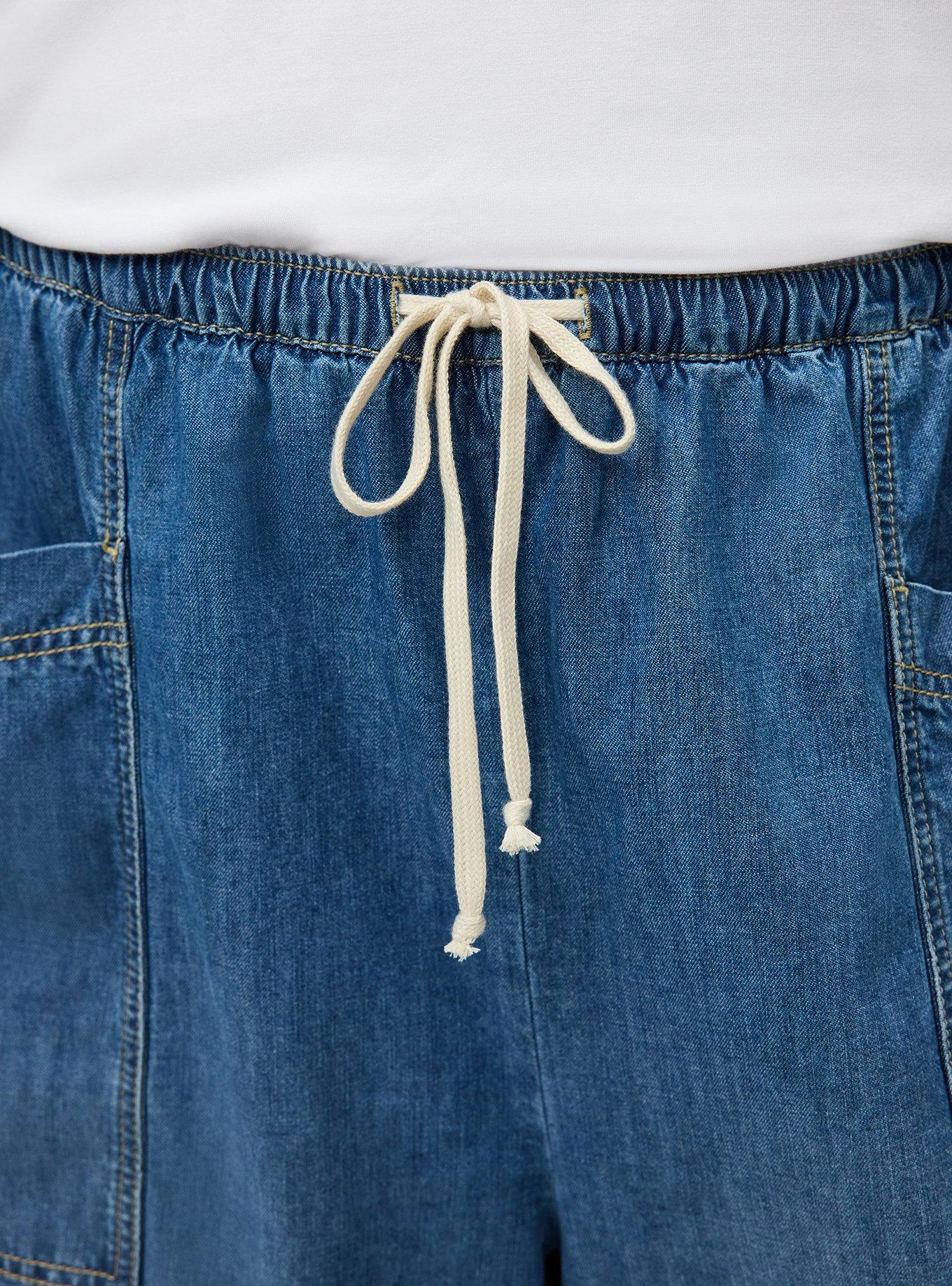 Plus Size Crop High-Rise Pull-On Lightweight Jean, MEDIUM WASH, alternate