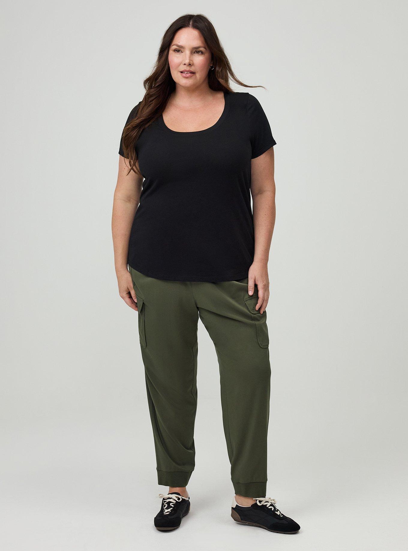 Signature Jersey Scoop Neck Tee, DEEP BLACK, alternate