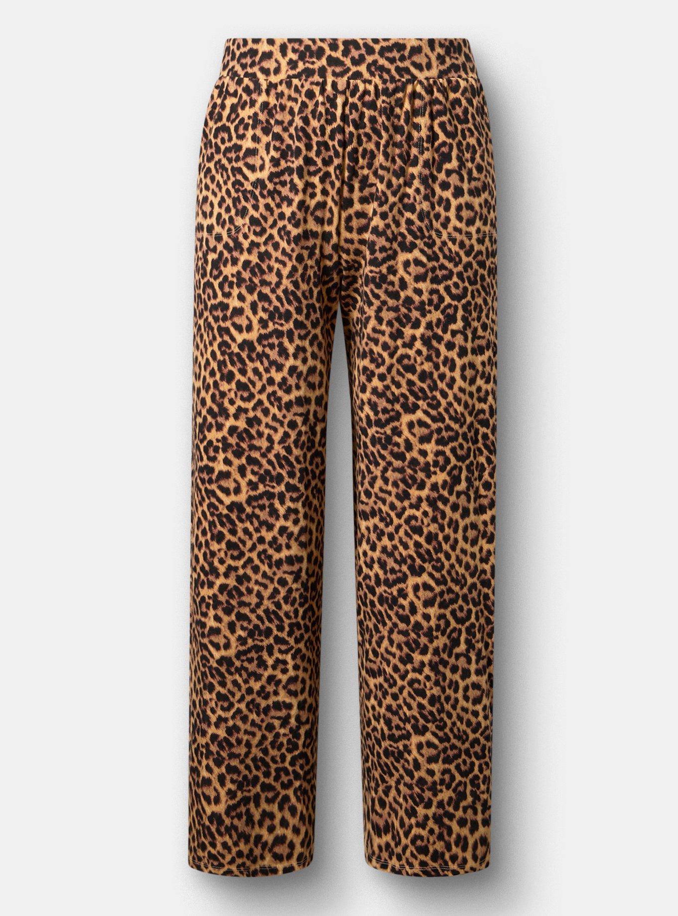 Wide-Leg Pocket Legging, ON THE PROWL LEOPARD MULTI, flat