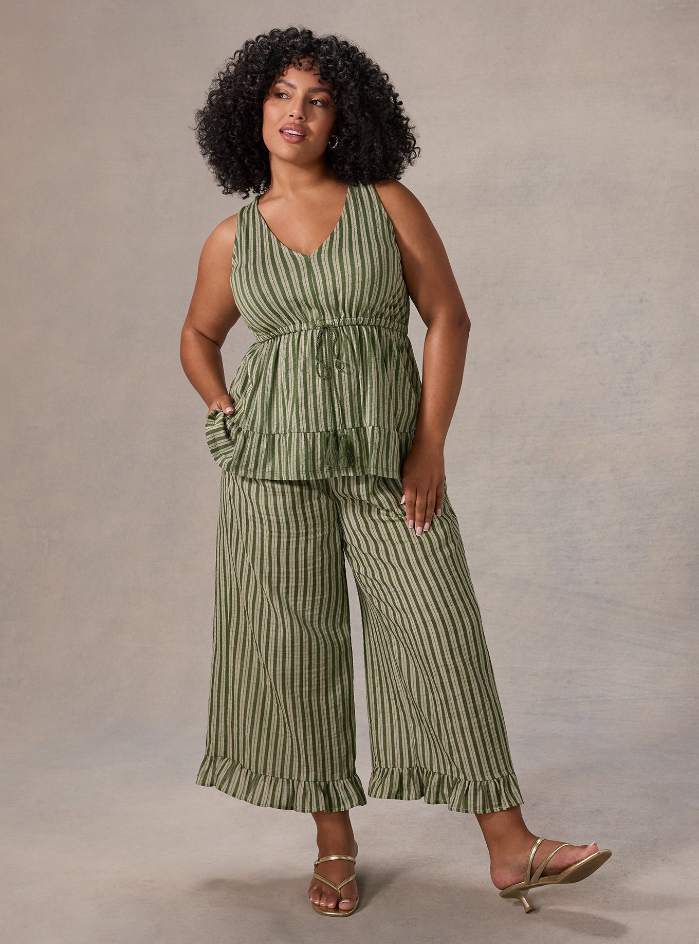 Plus Size - Belle Isle Ruffle Hem Pull-On Pant - Torrid
