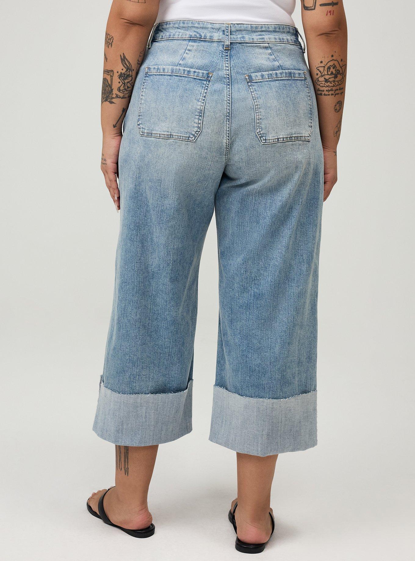 High-Rise Wide-Leg Crop Jean, FREE POUR, alternate