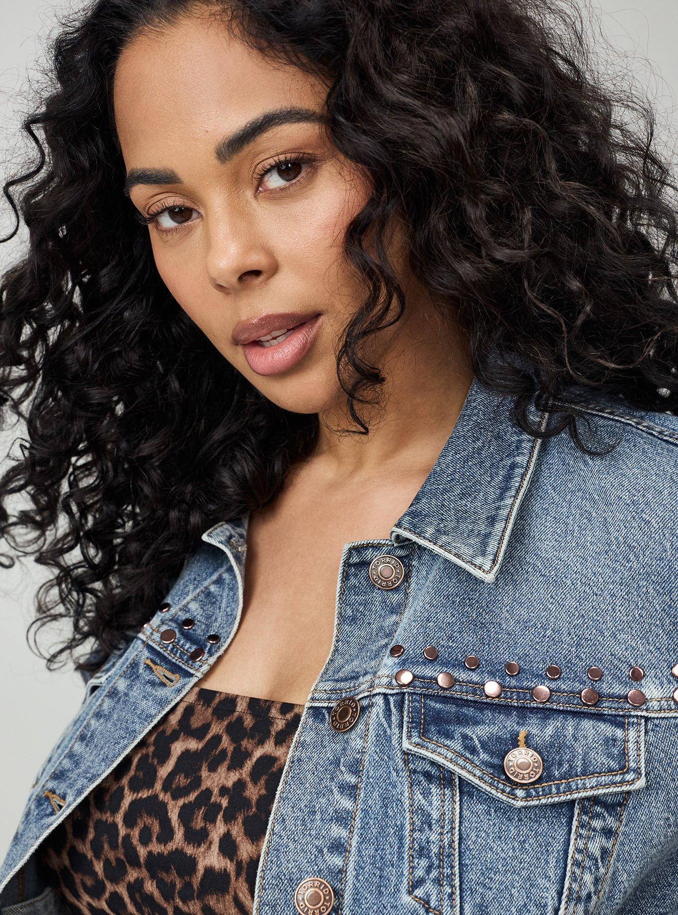 Plus Size Studded Classic Denim Trucker, AMERICANO, alternate