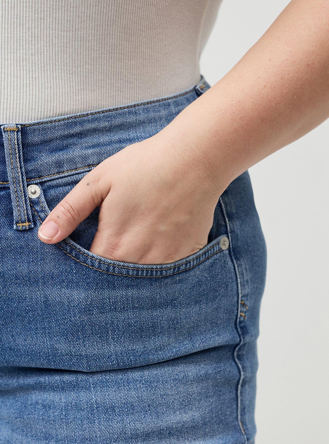 Perfect Boyfriend Mid-Rise Jean, BISCAYNE, alternate