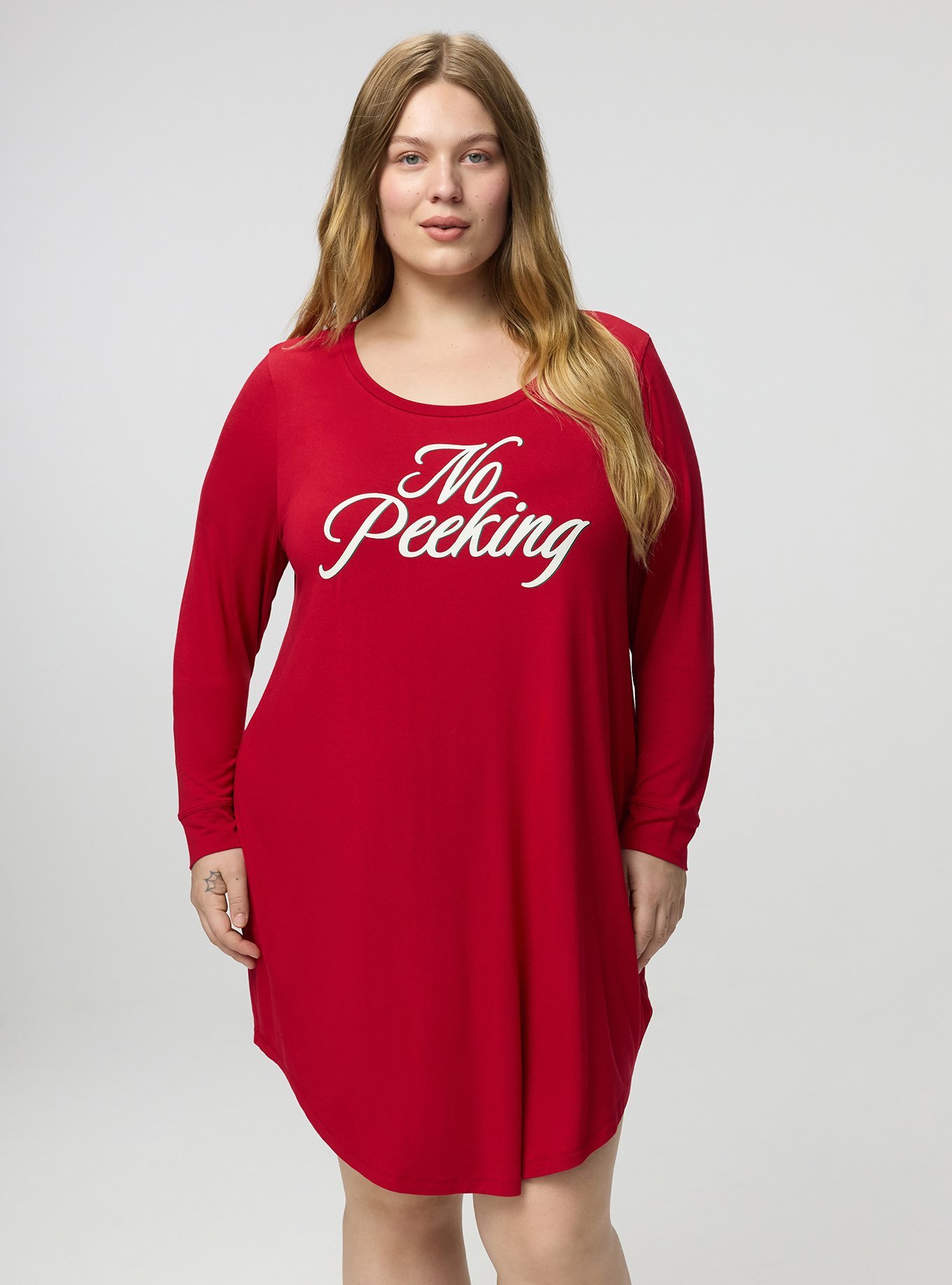 Super Soft Long Sleeve Sleep Gown, NO PEEKING RED GRAPHIC, hi-res