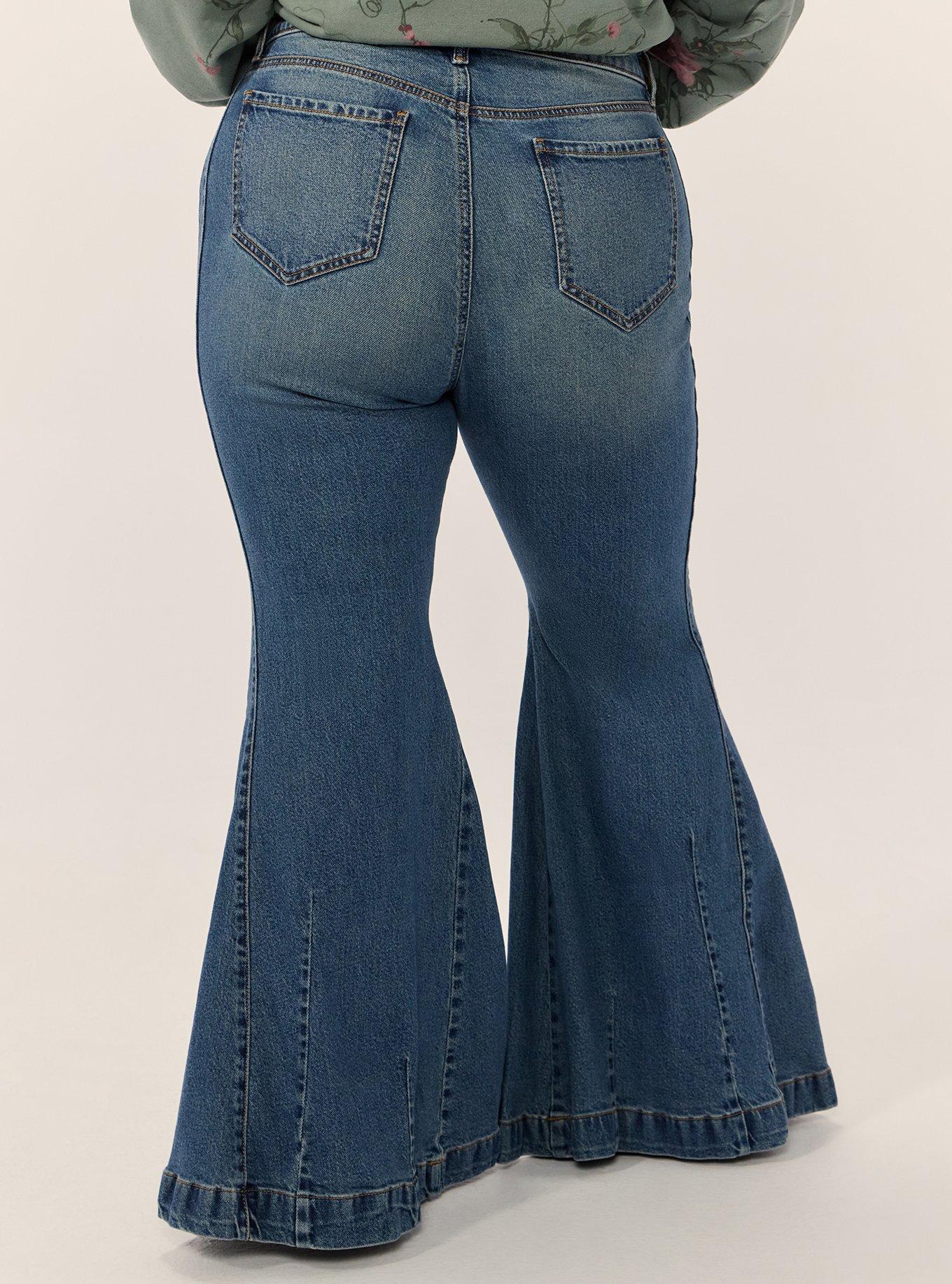 Plus Size Festi Sky High Super Flare Jean, LAST STRAW, alternate