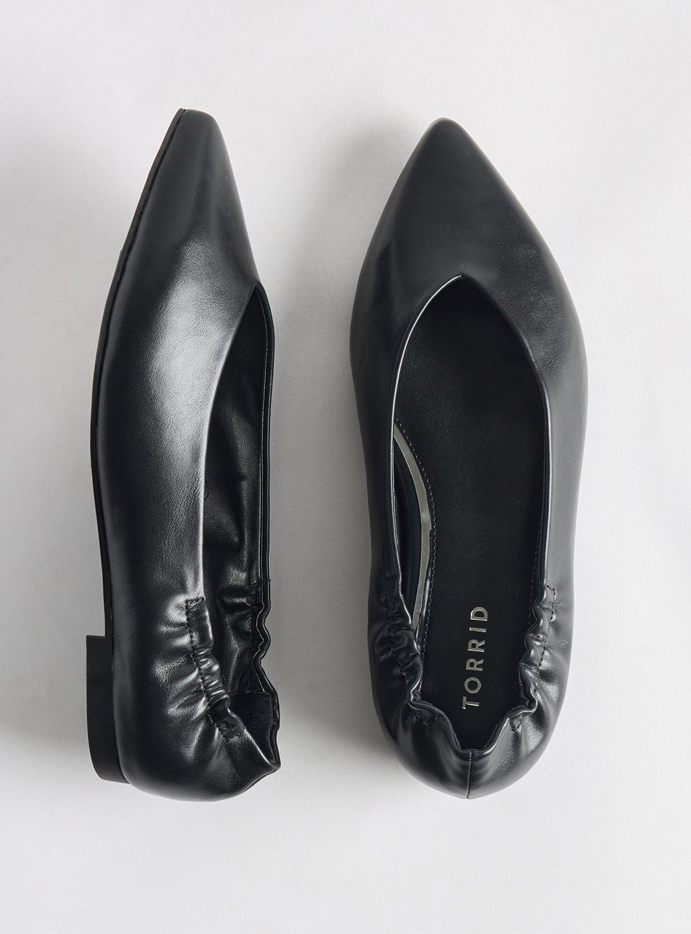 Plus Size Scrunch Back Pointed Toe Flat (WW), BLACK, hi-res