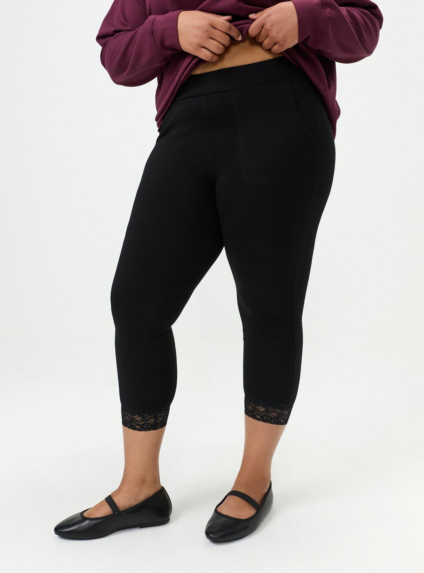 Plus Size Crop Lace Hem Pocket Legging, DEEP BLACK, alternate