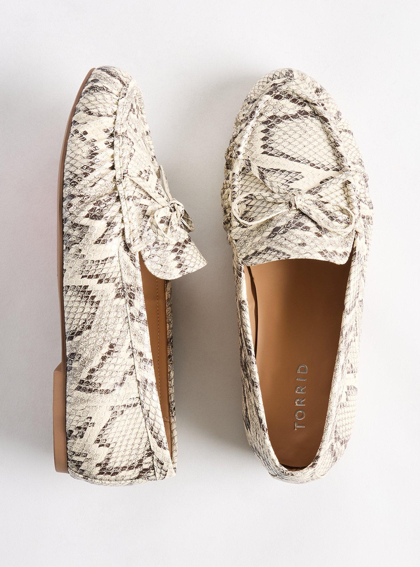 Bow Detail Loafer (WW), SNAKE, hi-res