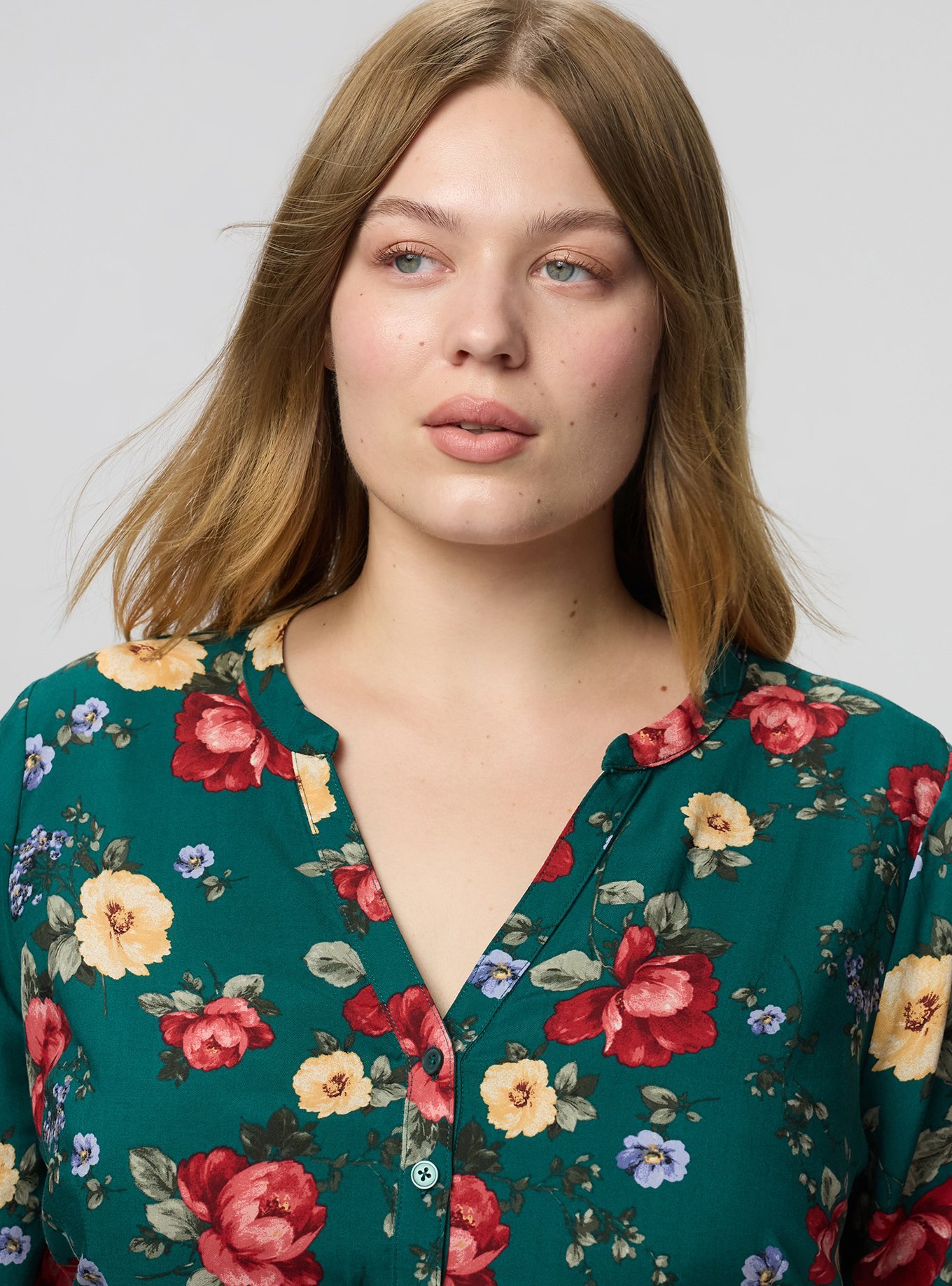 Lexie Babydoll 3/4 Sleeve Hi-Low Tunic, ODE FLORAL GREEN, alternate