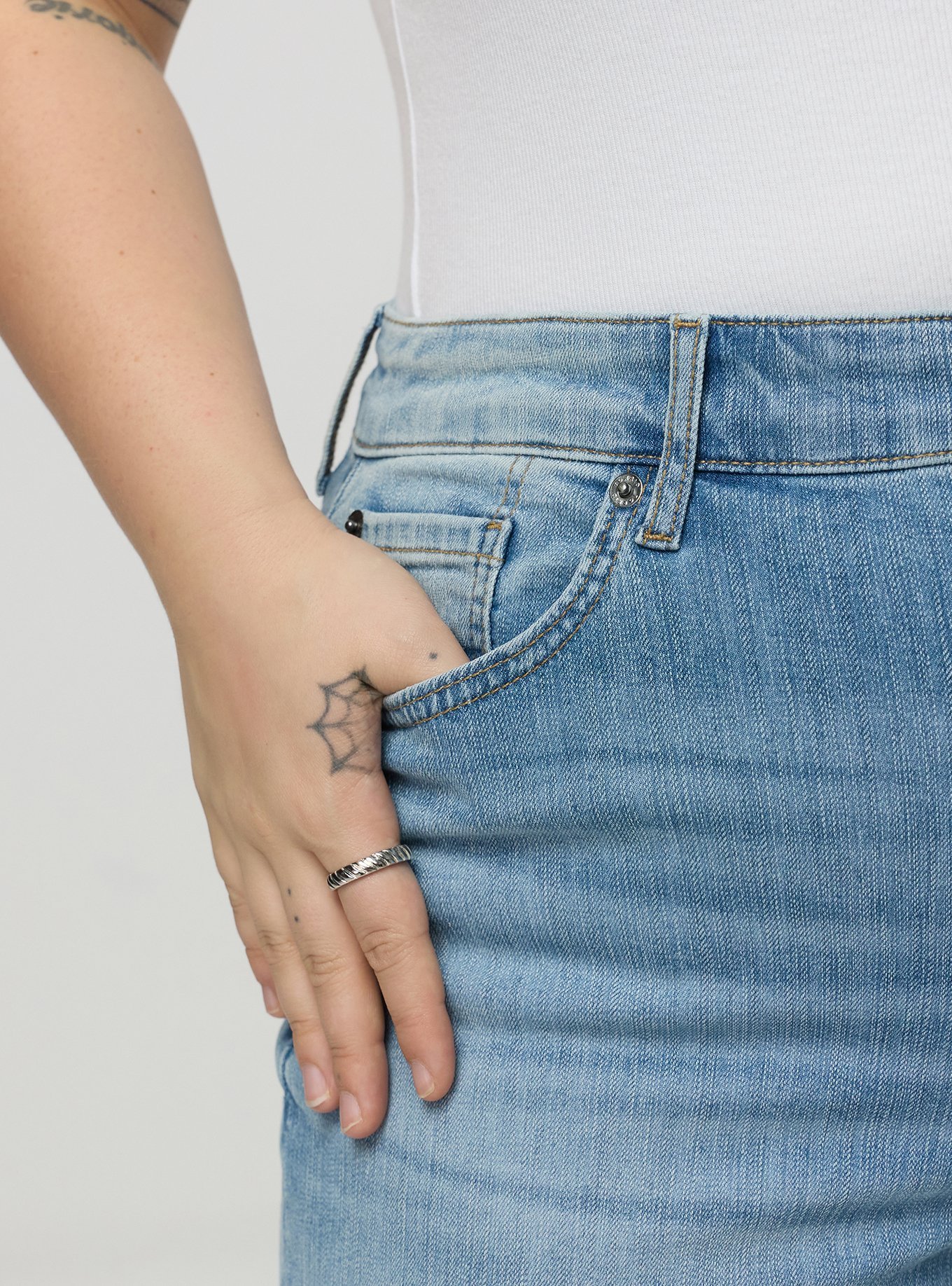 High-Rise Wide-Leg Jean, DIAMOND LANE, alternate