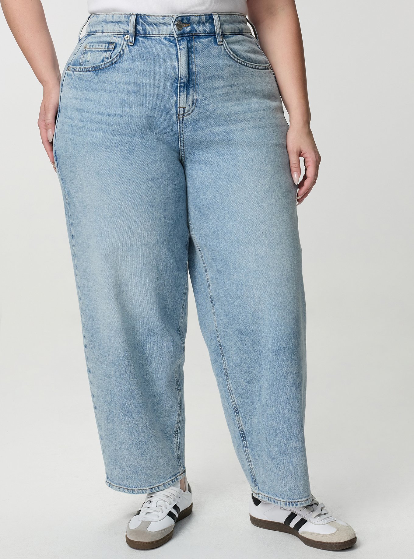 High-Rise Lightweight Denim Barrel Jean, KIR ROYAL, alternate