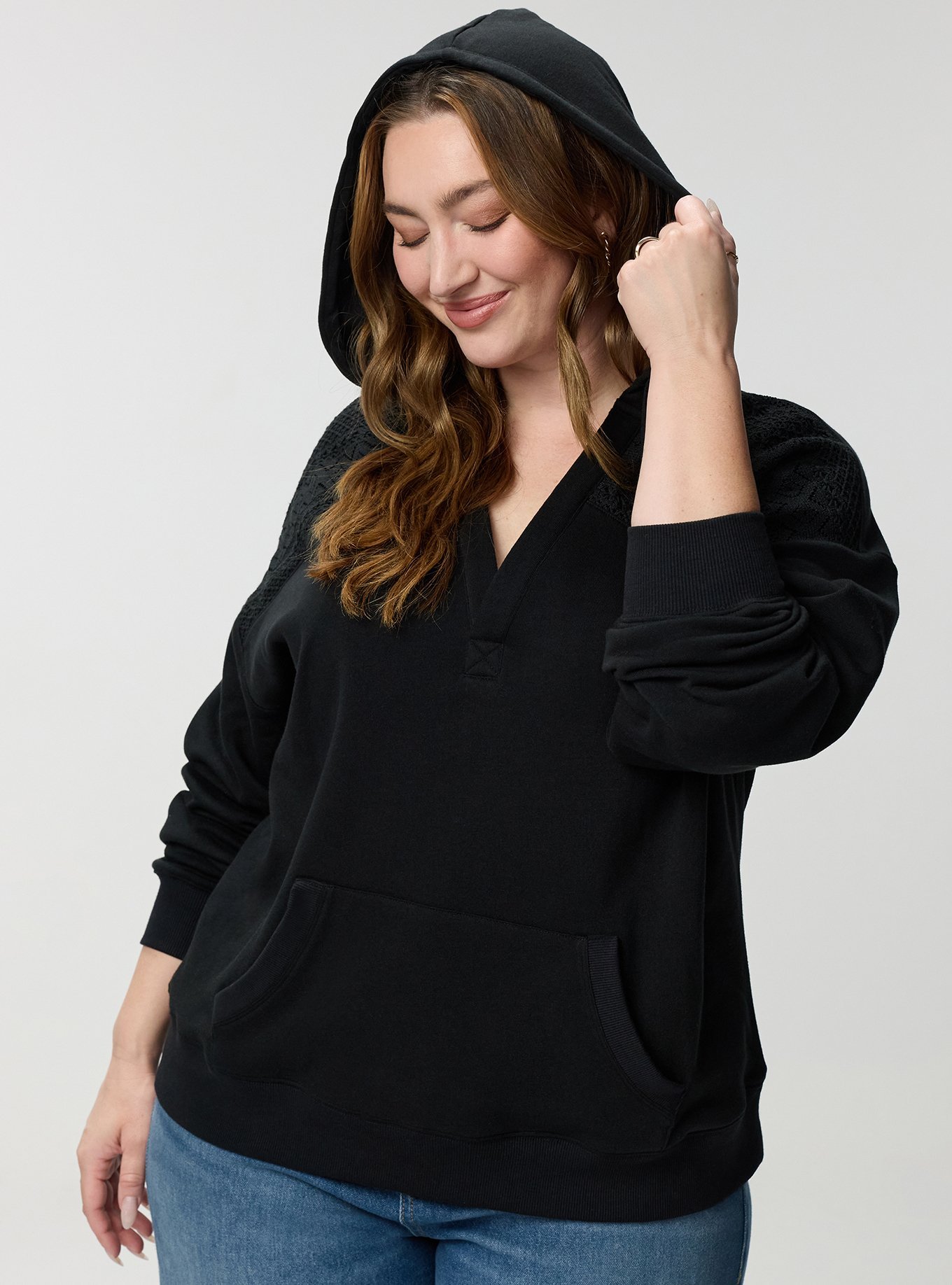 Cozy Fleece Y-Neck Crochet Mix Hoodie, DEEP BLACK, alternate