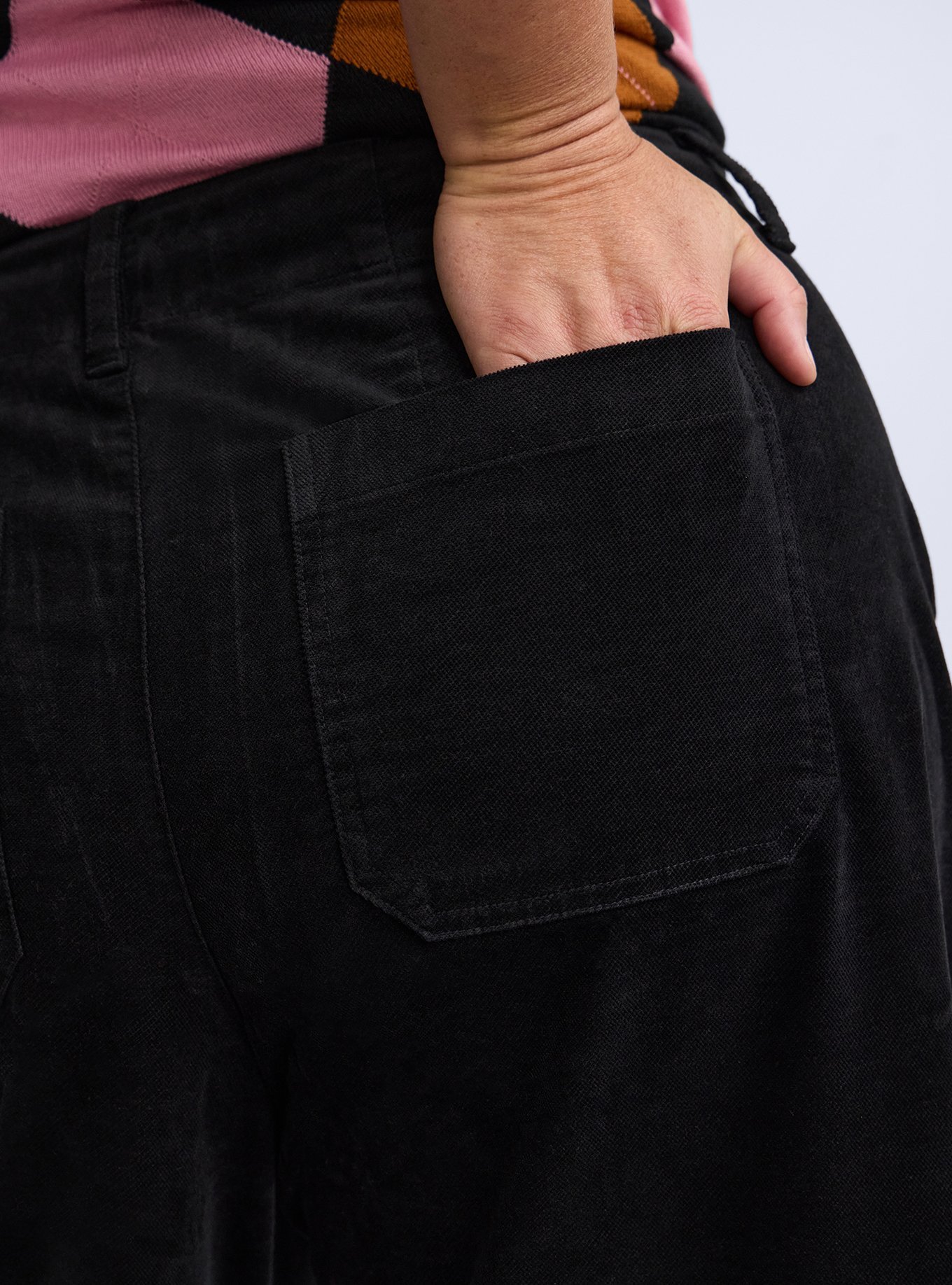 Belle Isle Hollywood Patch Pocket Velveteen Pant, DEEP BLACK, alternate