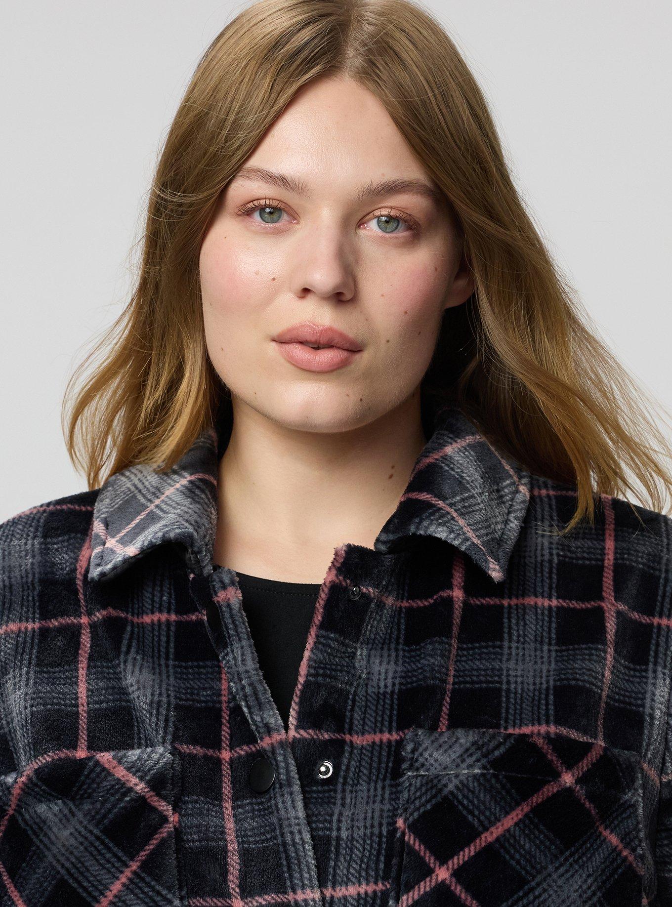 Cozy Fur Snap Front Shacket, BLOSSOM PLAID DEEP BLACK, alternate