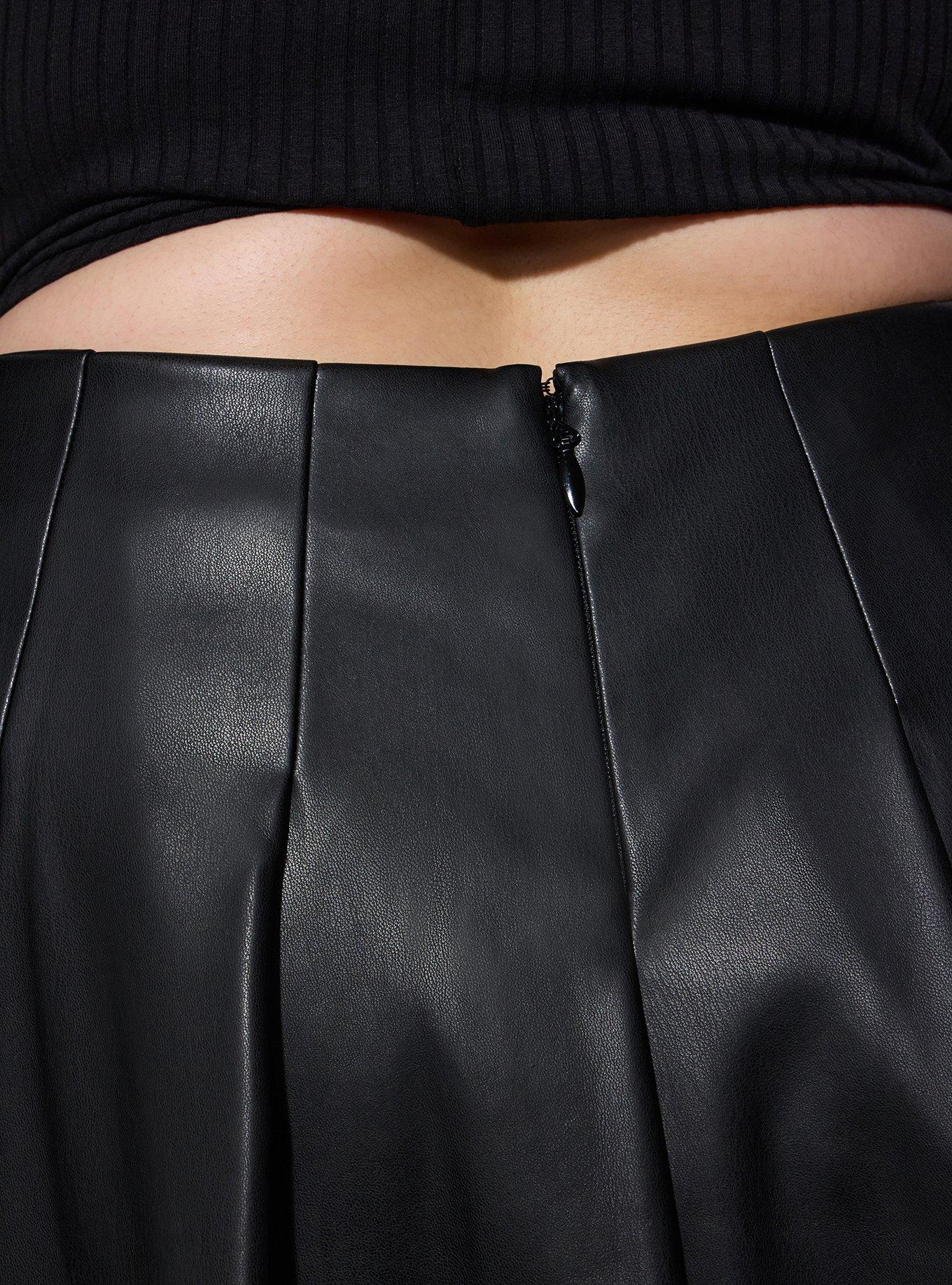 Lovesick Faux Leather Pleated Skort, DEEP BLACK, alternate