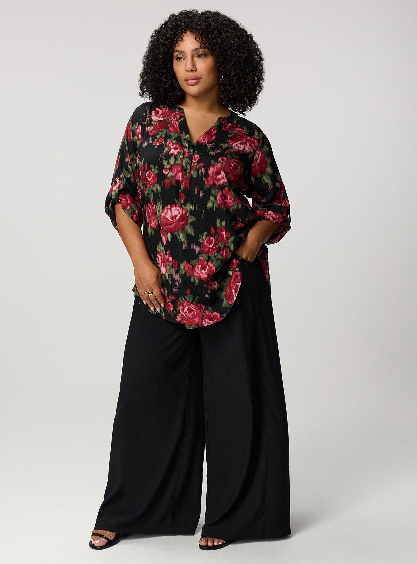 Harper 3/4 Sleeve Pullover Tunic Top, BLURRED WALLPAPER ROSES FLORAL BLACK, alternate