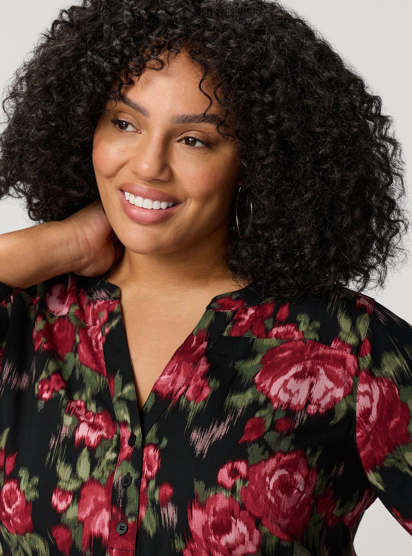 Harper 3/4 Sleeve Pullover Tunic Top, BLURRED WALLPAPER ROSES FLORAL BLACK, alternate